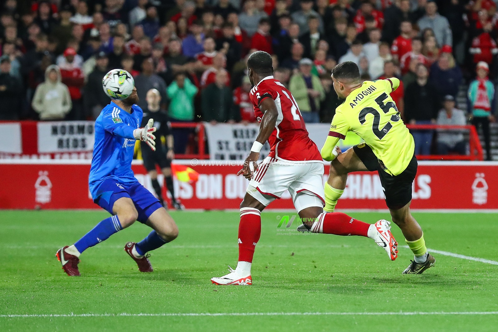 Zeki Amdouni #25 of Burnley scores to make it 0-1 during the Carabao Cup match Nottingham Forest vs Burnley at City Ground, Nottingham, United Kingdom, 30th August 2023

(Photo by Gareth Evans/News Images)