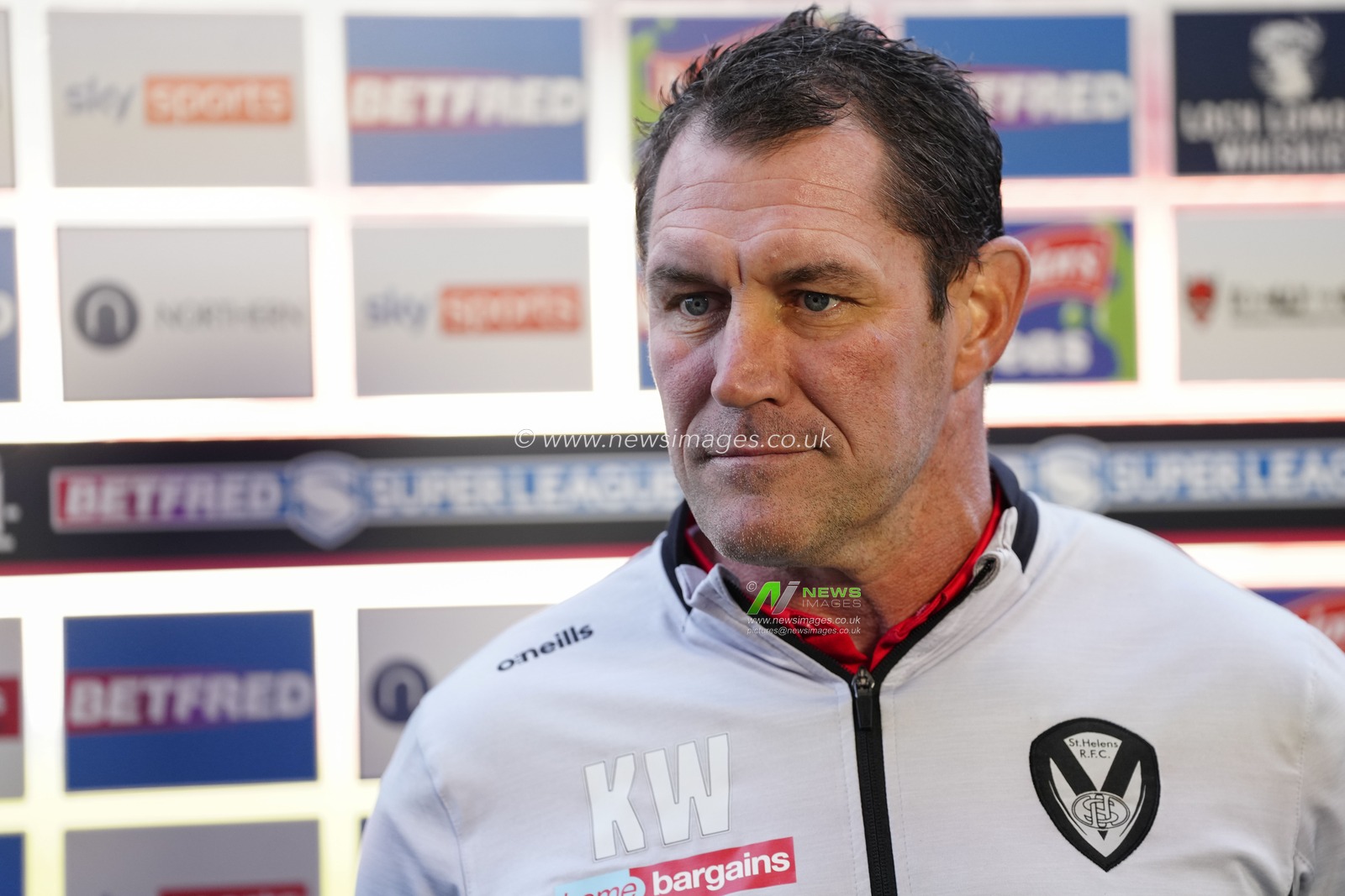 Kristian Woolf Head Coach of St Helens before  the Betfred Super League match St Helens vs Salford Red Devils at Totally Wicked Stadium, St Helens, United Kingdom, 17th September 2022

(Photo by Steve Flynn/News Images)
