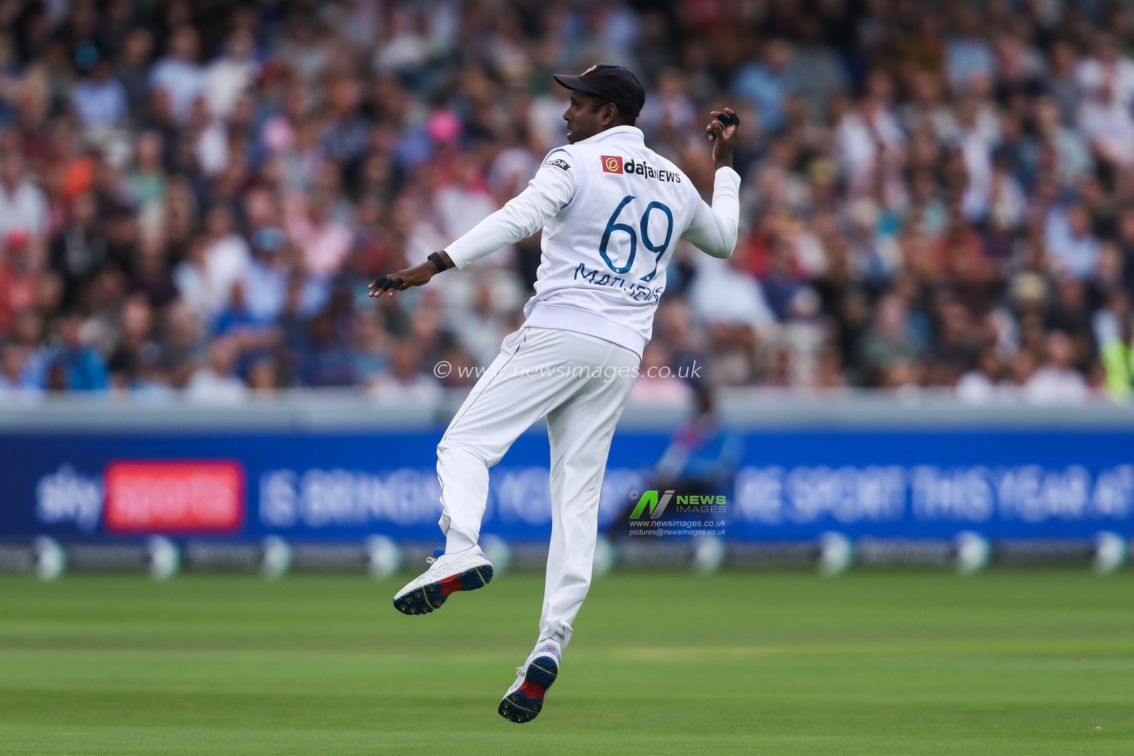 Angelo Mathews of Sri Lanka celebrates after dismissing Ben Duckett of England during England v Sri Lanka 2nd Rothesay Test Match Day 3 at Lords, London, United Kingdom, 31st August 2024

(Photo by Izzy Poles/News Images)