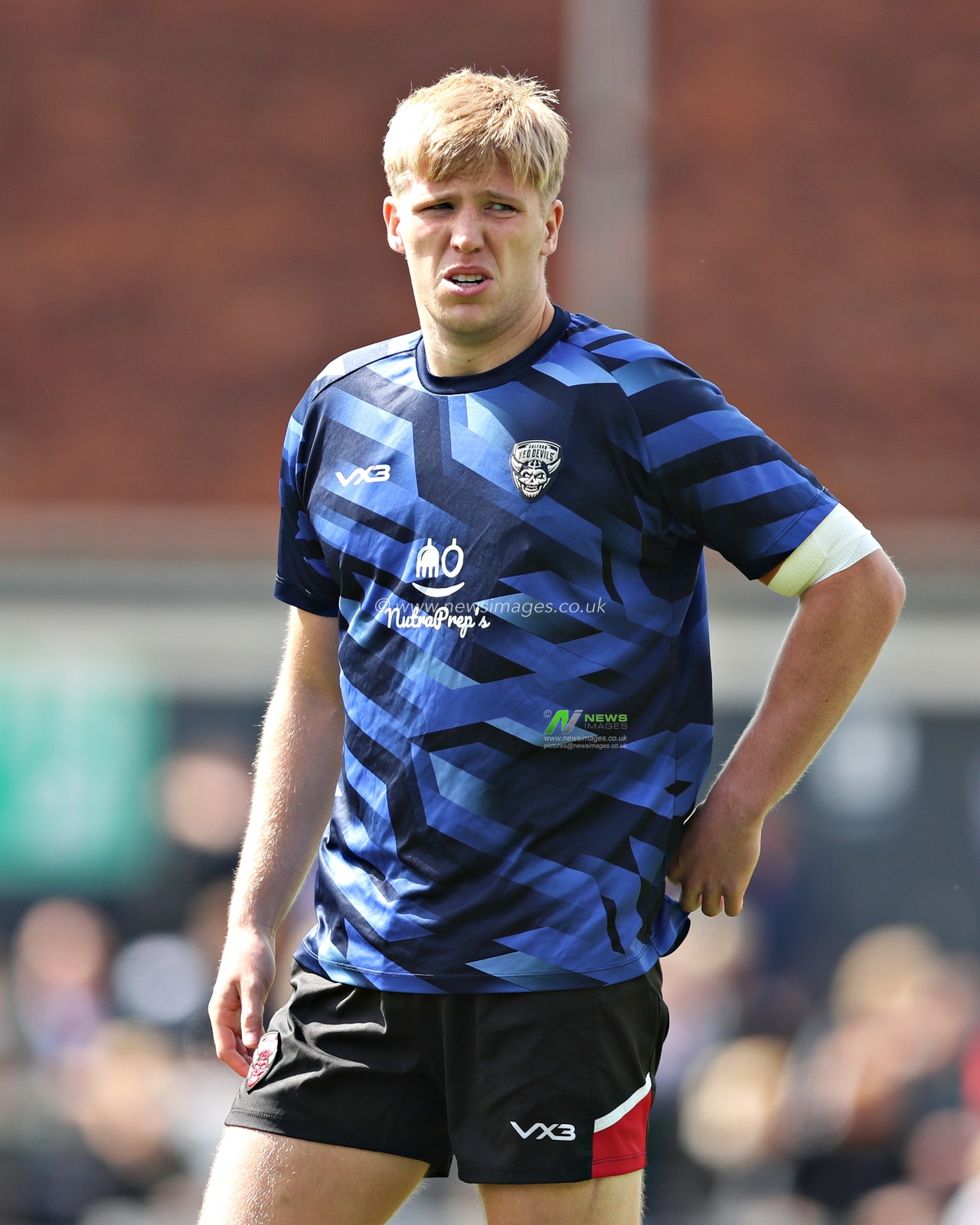 Toby Warren of Salford Red Devils before the Betfred Super League match Wakefield Trinity vs Salford Red Devils at DIY Kitchens Stadium, Wakefield, United Kingdom, 25th May 2025

(Photo by Sam Eaden/News Images)