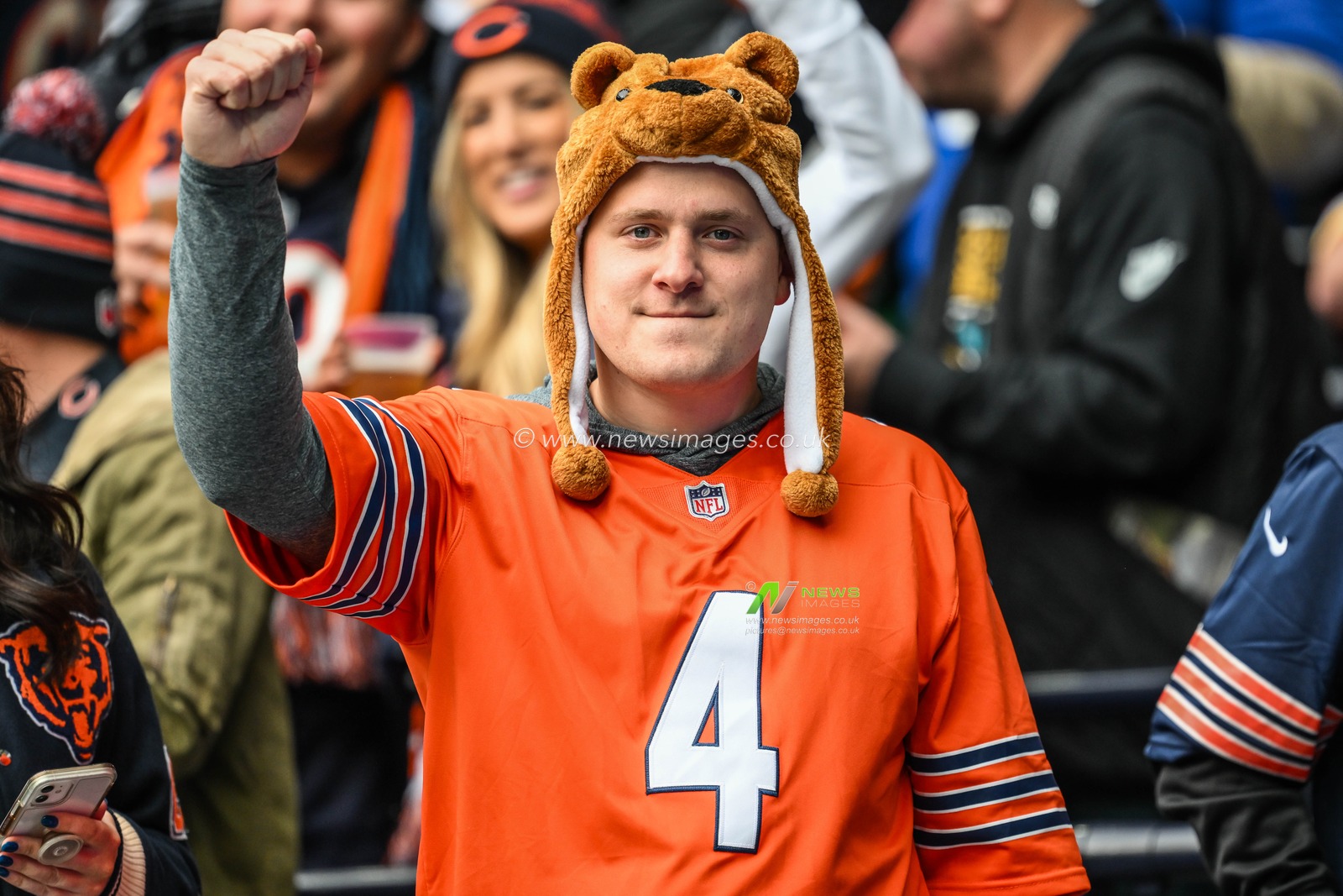 A Chicago Bears fan during the Week 6 match Chicago Bears vs Jacksonville Jaguars at Tottenham Hotspur Stadium, London, United Kingdom, 13th October 2024

(Photo by Craig Thomas/News Images)