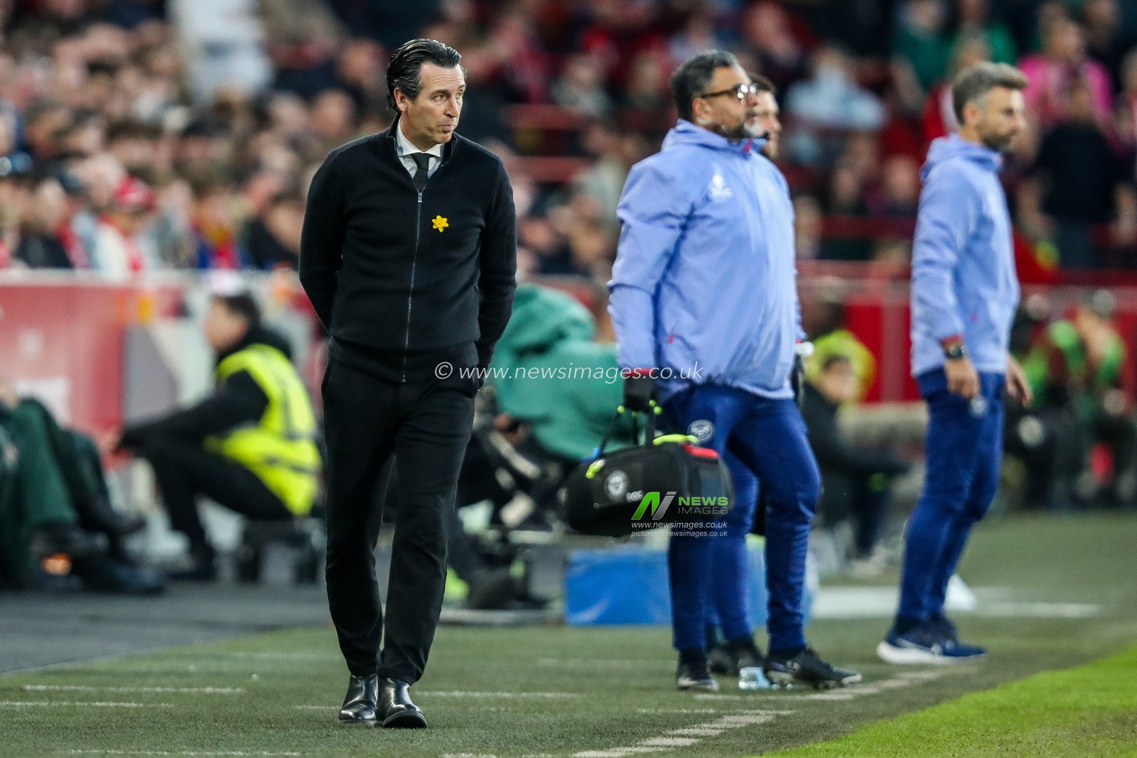 Unai Emery of Aston Villa looks on during the Premier League match Brentford vs Aston Villa at The Gtech Community Stadium, London, United Kingdom, 8th March 2025

(Photo by Izzy Poles/News Images)