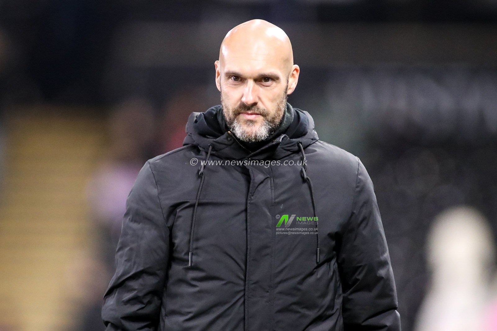 Swansea City Head Coach Luke Williams during the Sky Bet Championship match Swansea City vs Sheffield Wednesday at Swansea.com Stadium, Swansea, United Kingdom, 12th February 2025

(Photo by Andrew Lewis/News Images)