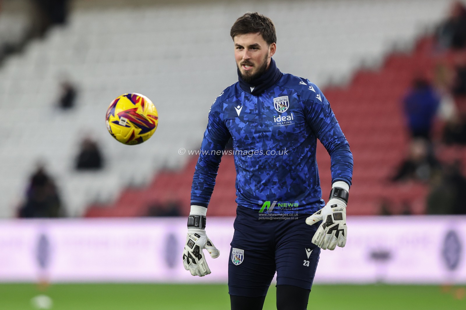 Joe Wildsmith of West Bromwich Albion in the pregame warmup session during the Sky Bet Championship match Sunderland vs West Bromwich Albion at Stadium Of Light, Sunderland, United Kingdom, 26th November 2024

(Photo by Alfie Cosgrove/News Images)