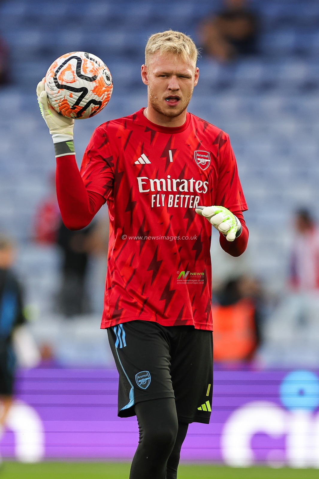 Aaron Ramsdale #1 of Arsenal during the pre-game warmup ahead of the Premier League match Crystal Palace vs Arsenal at Selhurst Park, London, United Kingdom, 21st August 2023

(Photo by Mark Cosgrove/News Images)