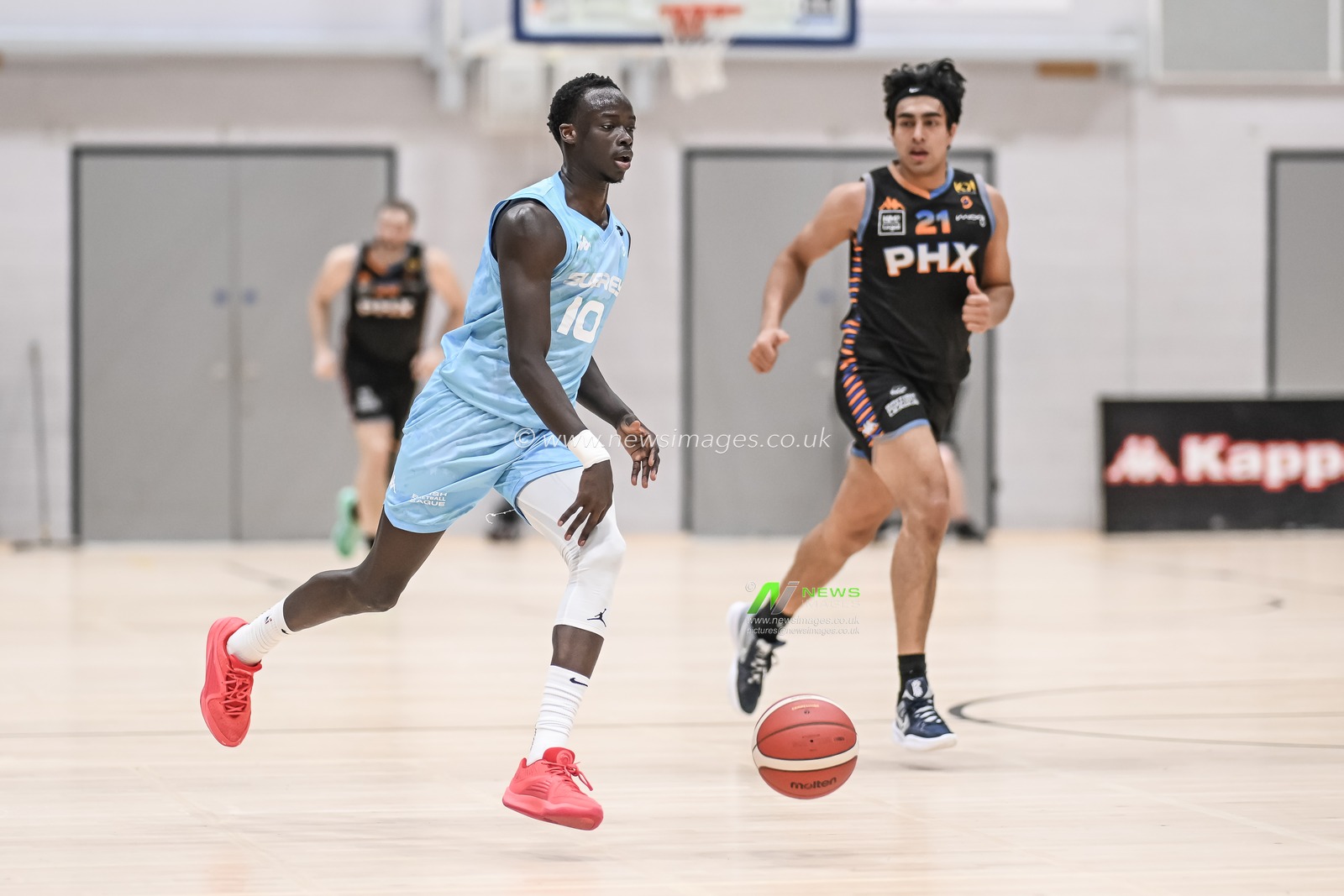 Padiet Wang of Surrey Scorchers dribbles during the British Basketball Championship match Cheshire Phoenix vs Surrey Scorchers at Ellesmere Port Sports Village, Ellesmere Port, United Kingdom, 19th November 2023

(Photo by Craig Thomas/News Images)