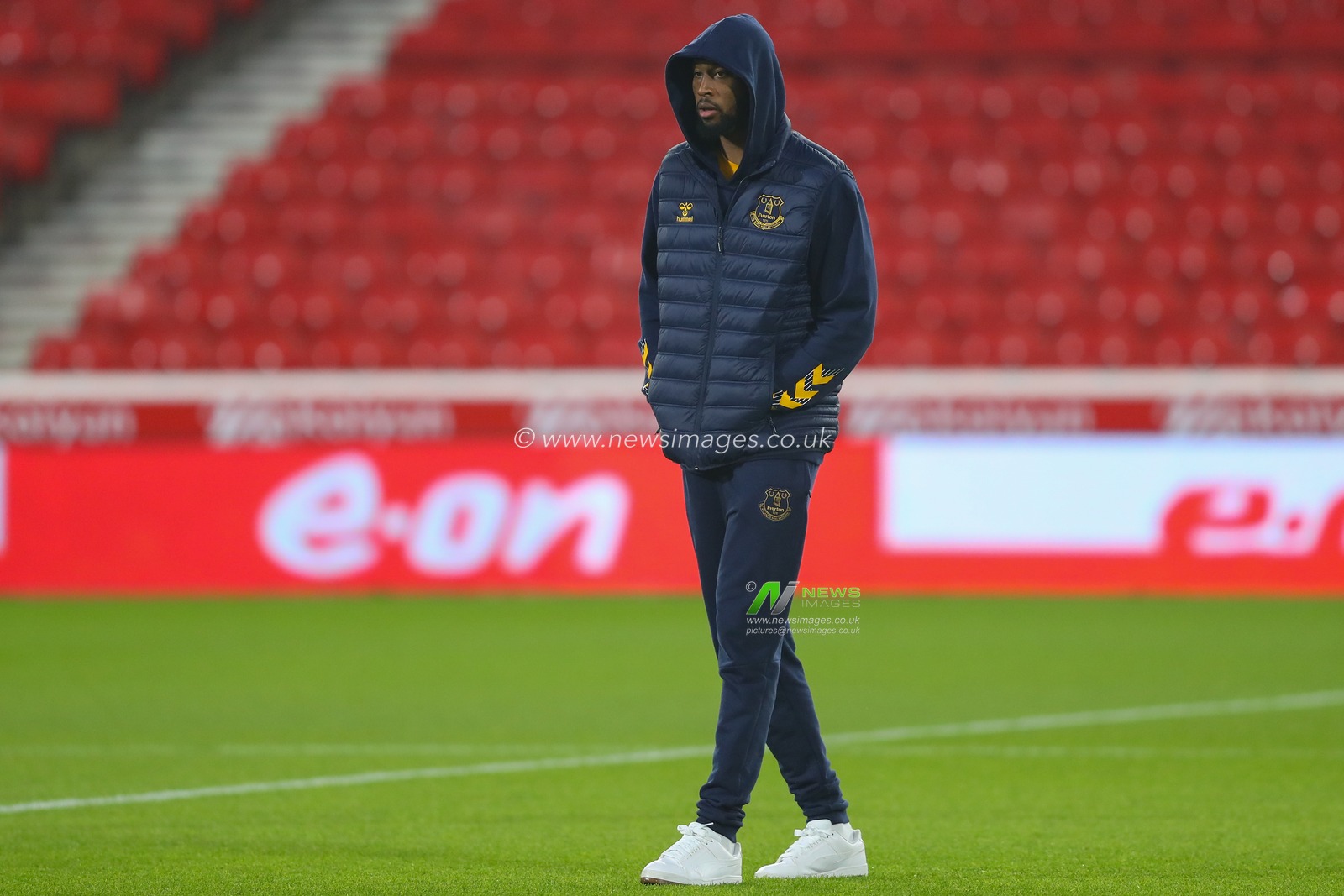 Beto #14 of Everton arrives ahead of the Premier League match Nottingham Forest vs Everton at City Ground, Nottingham, United Kingdom, 2nd December 2023

(Photo by Gareth Evans/News Images)