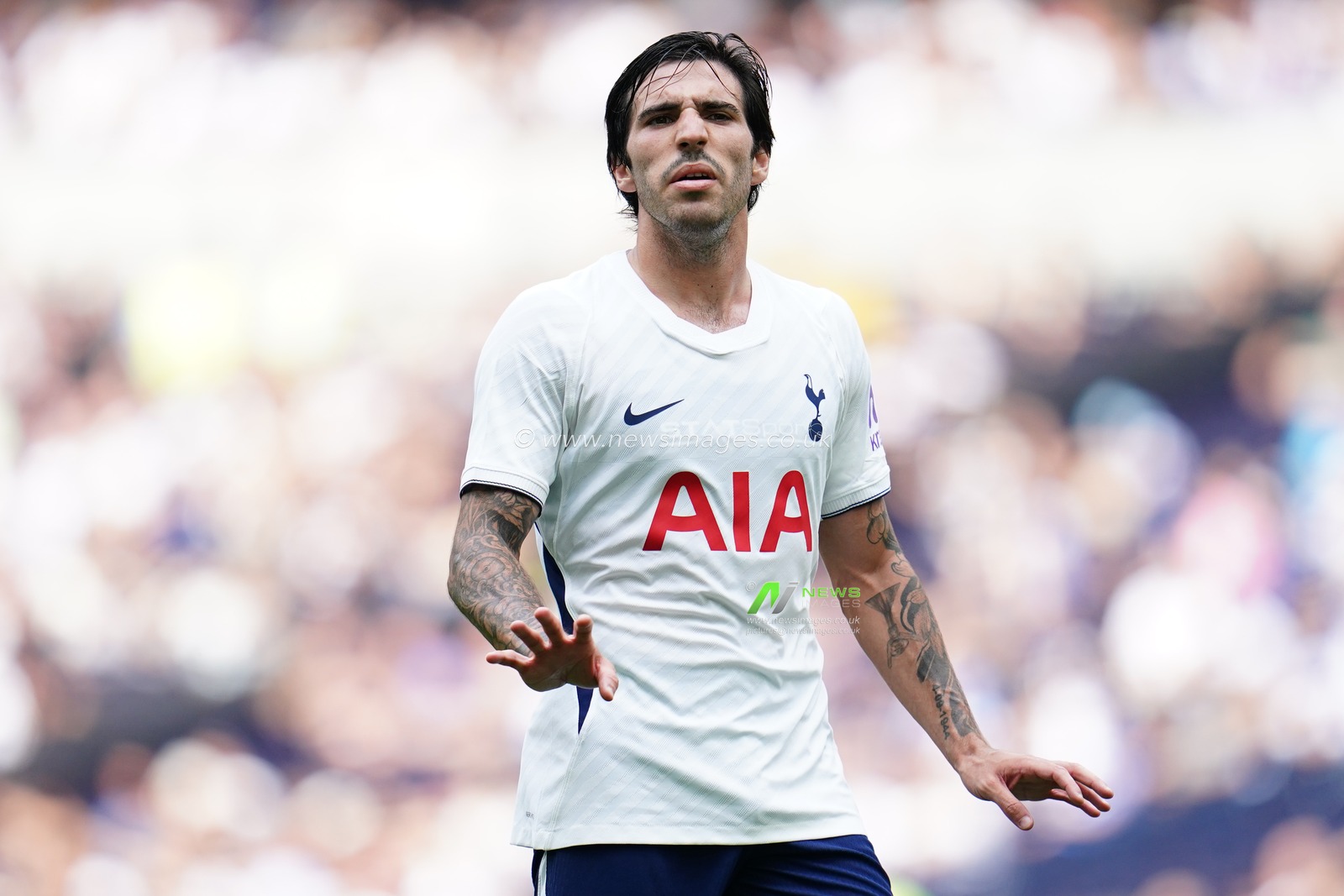 Sandro Tonali of Tottenham Hotspur during the pre-season friendly match Tottenham Hotspur vs Hoffenheim at Tottenham Hotspur Stadium, London, United Kingdom on 15 August 2026

(Photo by Harvey Murphy/News Images)