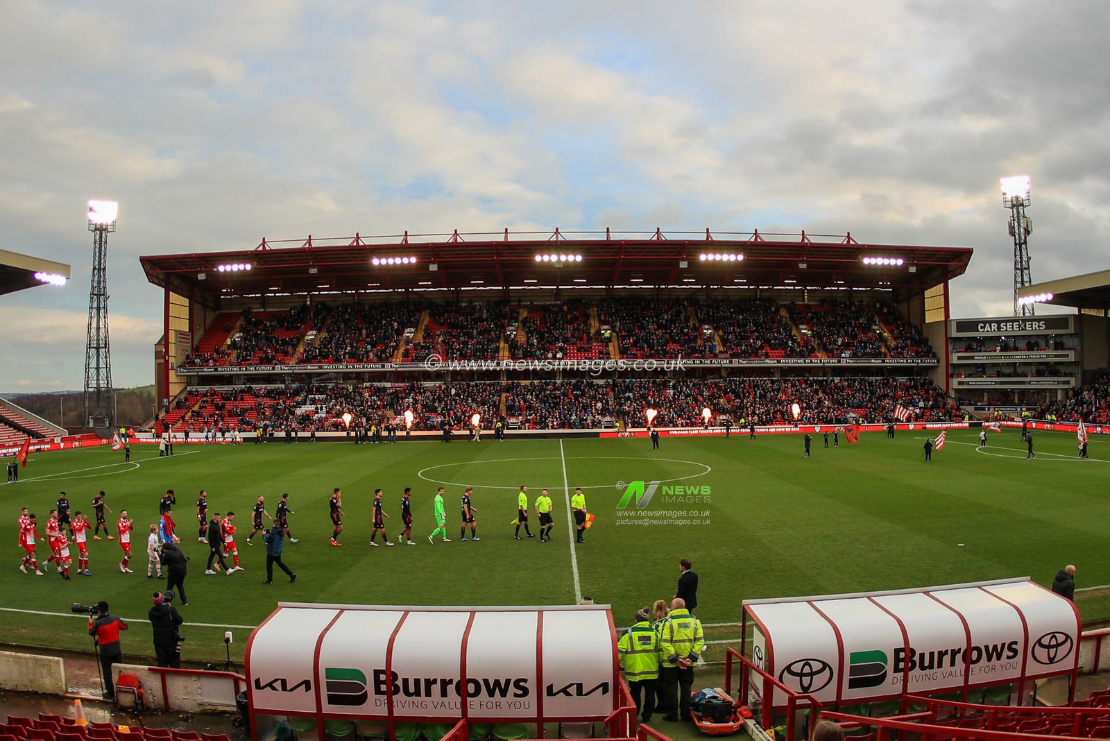 Pyrotechnics at Oakwell for the Norman Rimmington Memorial Match during the Sky Bet League 1 match Barnsley vs Stevenage at Oakwell, Barnsley, United Kingdom, 23rd December 2023

(Photo by Alfie Cosgrove/News Images)