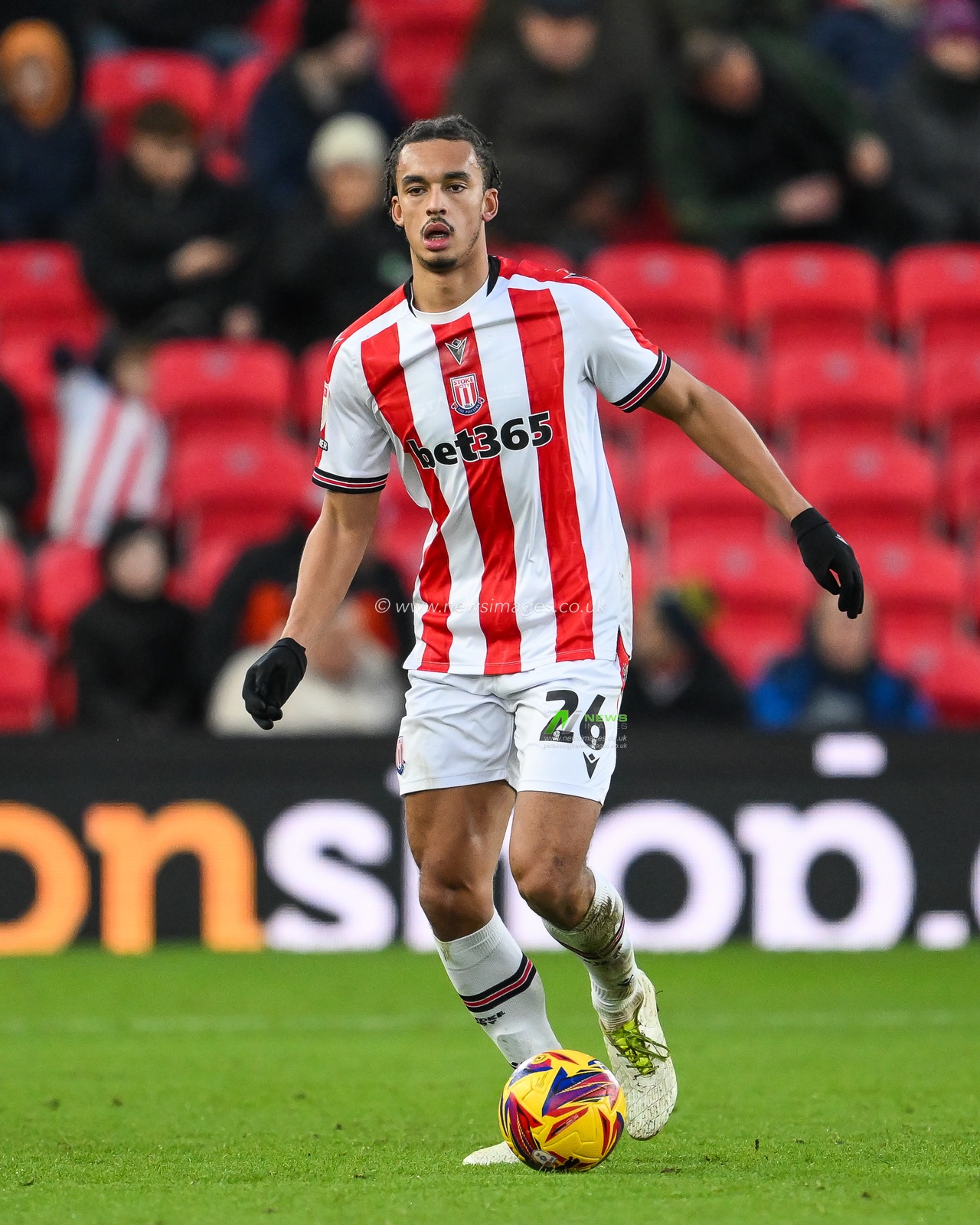 Ashley Phillips of Stoke City in action during the Sky Bet Championship match Stoke City vs Cardiff City at Bet365 Stadium, Stoke-on-Trent, United Kingdom, 14th December 2024

(Photo by Craig Thomas/News Images)