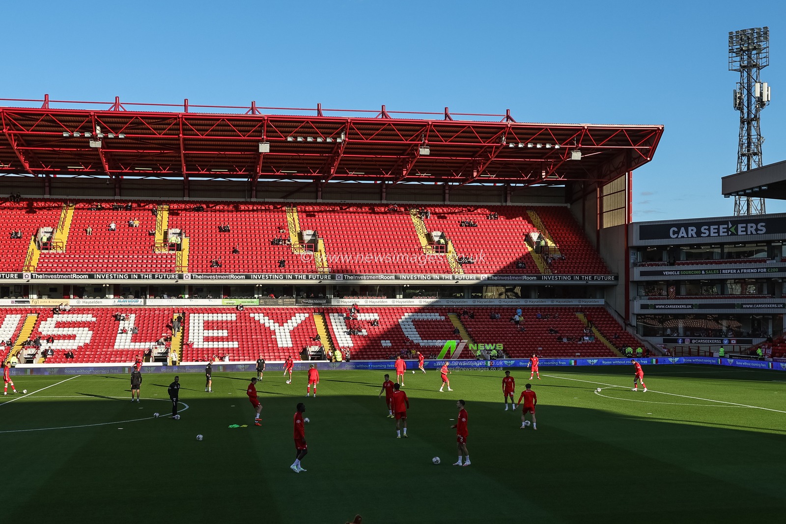 Barnsley players in the pregame warmup session during the Sky Bet League 1 match Barnsley vs Peterborough at Oakwell, Barnsley, United Kingdom, 15th August 2023

(Photo by Mark Cosgrove/News Images)