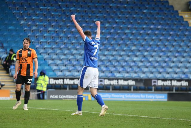 Liam Mandeville of Chesterfield celebrates during the Sky Bet League 2 match Chesterfield vs Barnet at SMH Group Stadium, Chesterfield, United Kingdom, 13th December 2025

(Photo by Richard Bierton/News Images)

*** GER AUT SUI OUT ***