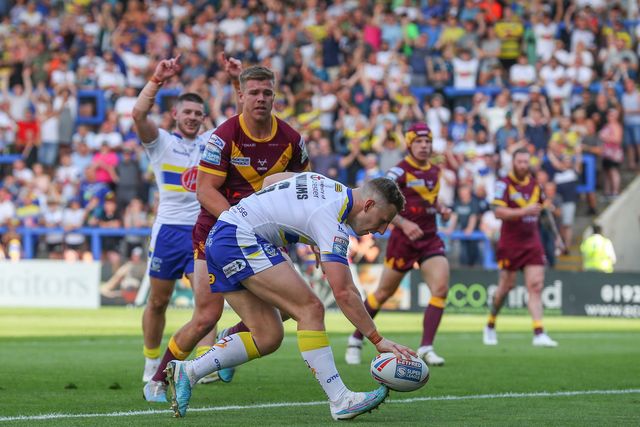 Betfred Super League Round 15 Warrington Wolves v Huddersfield Giants