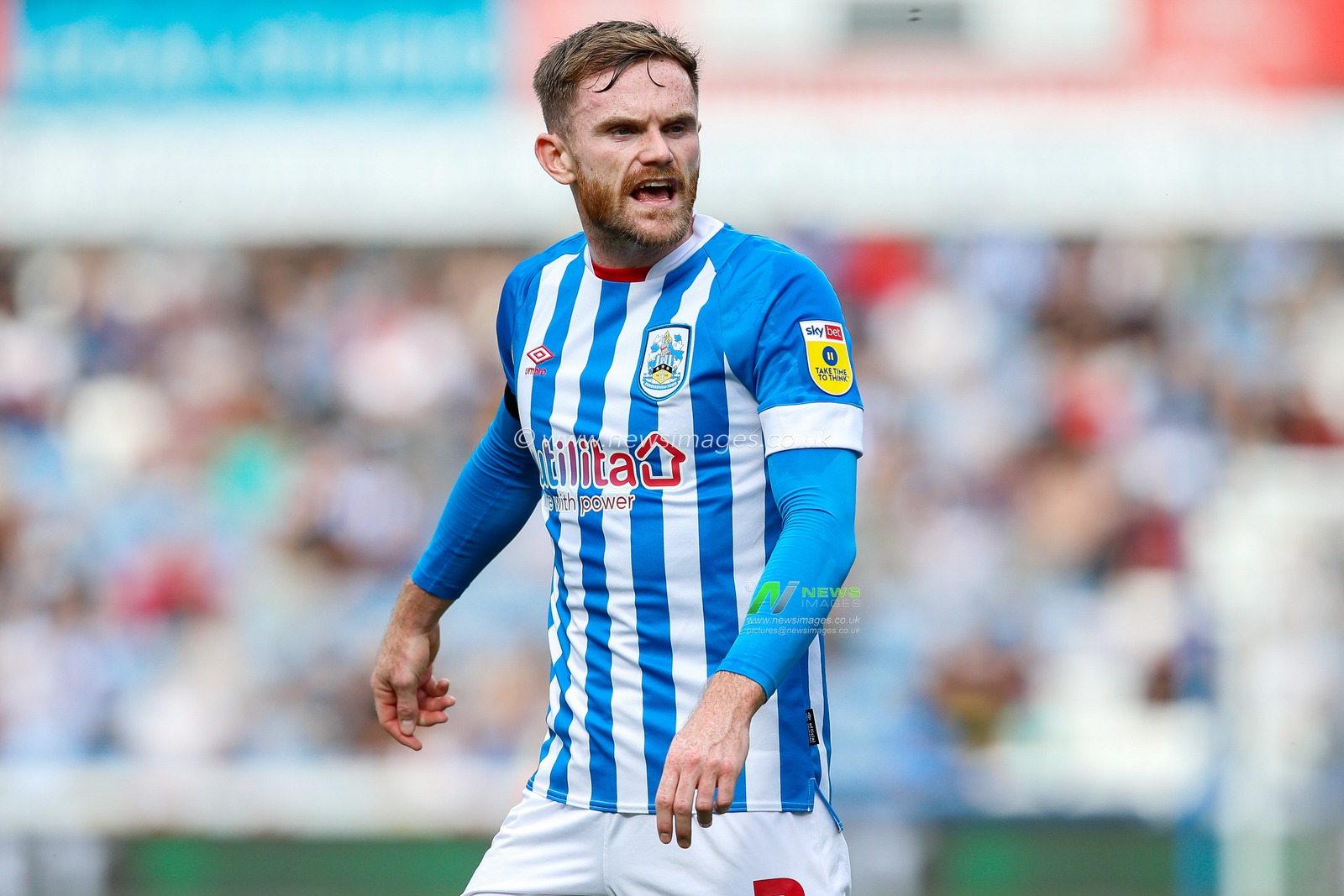 Oliver Turton #2 of Huddersfield Town during the Sky Bet Championship match Huddersfield Town vs Blackpool at John Smith's Stadium, Huddersfield, United Kingdom, 4th September 2022

(Photo by Ben Early/News Images)