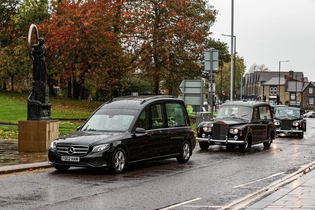 The hearse of Harold Dennis “Dickie” Bird OBE arrives at St Mary's Church on the day of his funeral, Barnsley, United Kingdom, 19th October 2025

(Photo by Alfie Cosgrove/News Images)