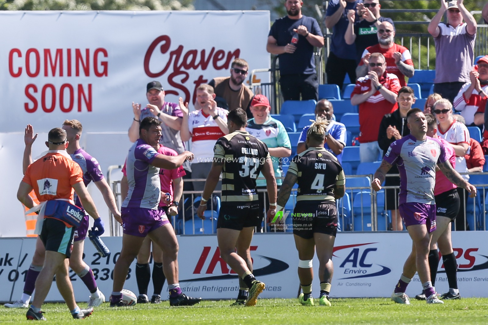 Ryan Hall (5) of Hull KR celebrates his try