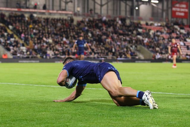 Ryan Hall of Hull KR goes over for a try and makes the score 0-4 during the Betfred Super League Round 26 match Leigh Leopards vs Hull KR at Leigh Sports Village, Leigh, United Kingdom, 13th September 2024

(Photo by Gareth Evans/News Images)