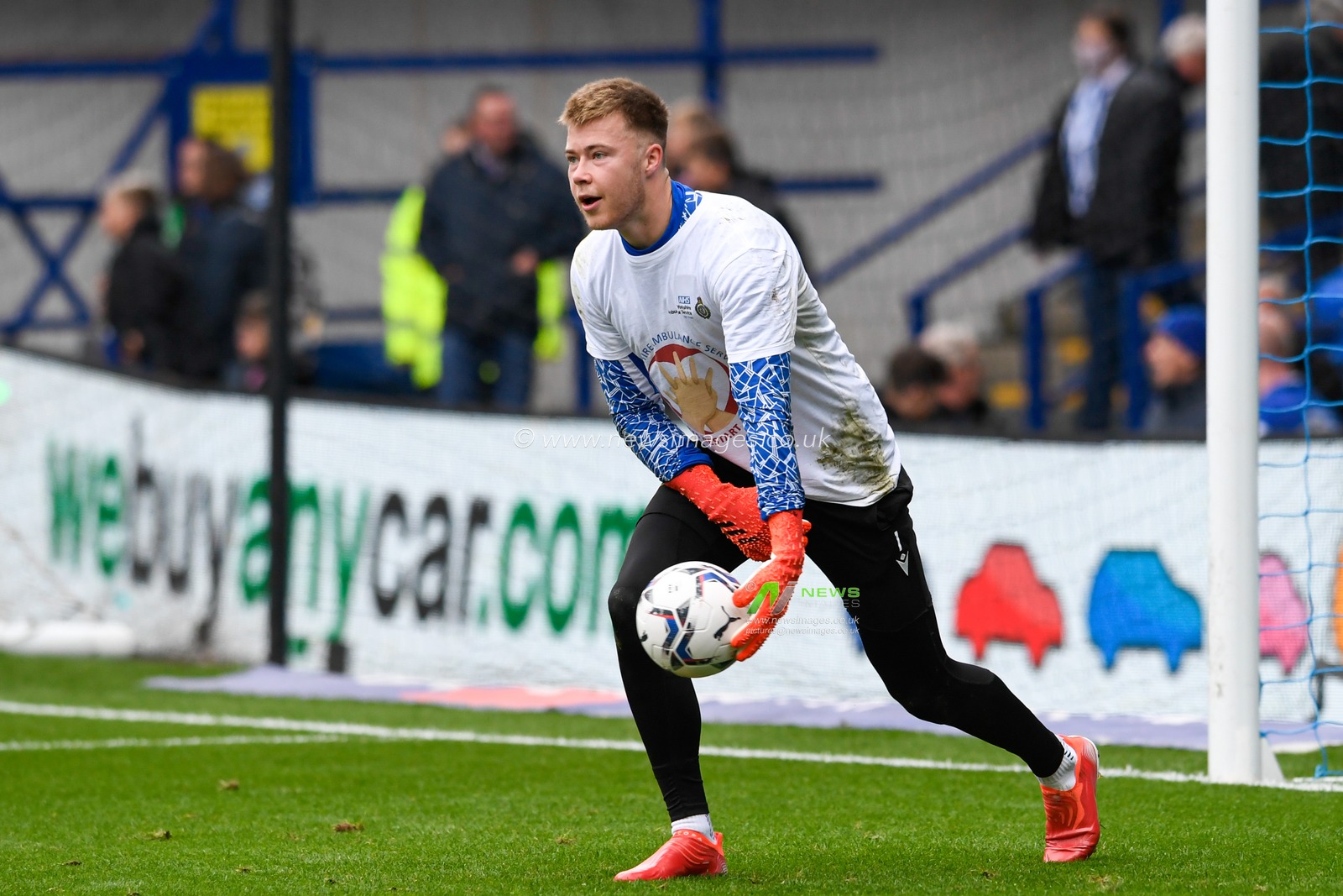 Bailey Peacock-Farrell #1 of Sheffield Wednesday warming up before the game