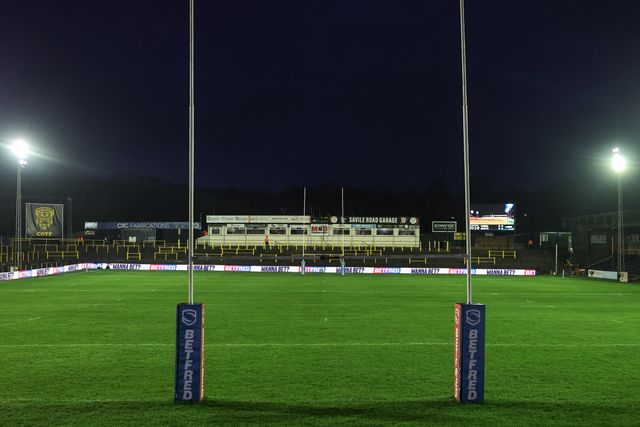 Betfred Super League Round 3 Castleford Tigers v Huddersfield Giants