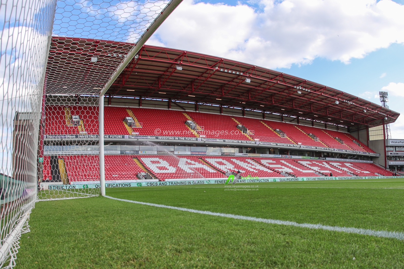 A general view of Oakwell ahead of the Sky Bet League 1 match Barnsley vs Ipswich Town at Oakwell, Barnsley, United Kingdom, 25th April 2023

(Photo by Alfie Cosgrove/News Images)
