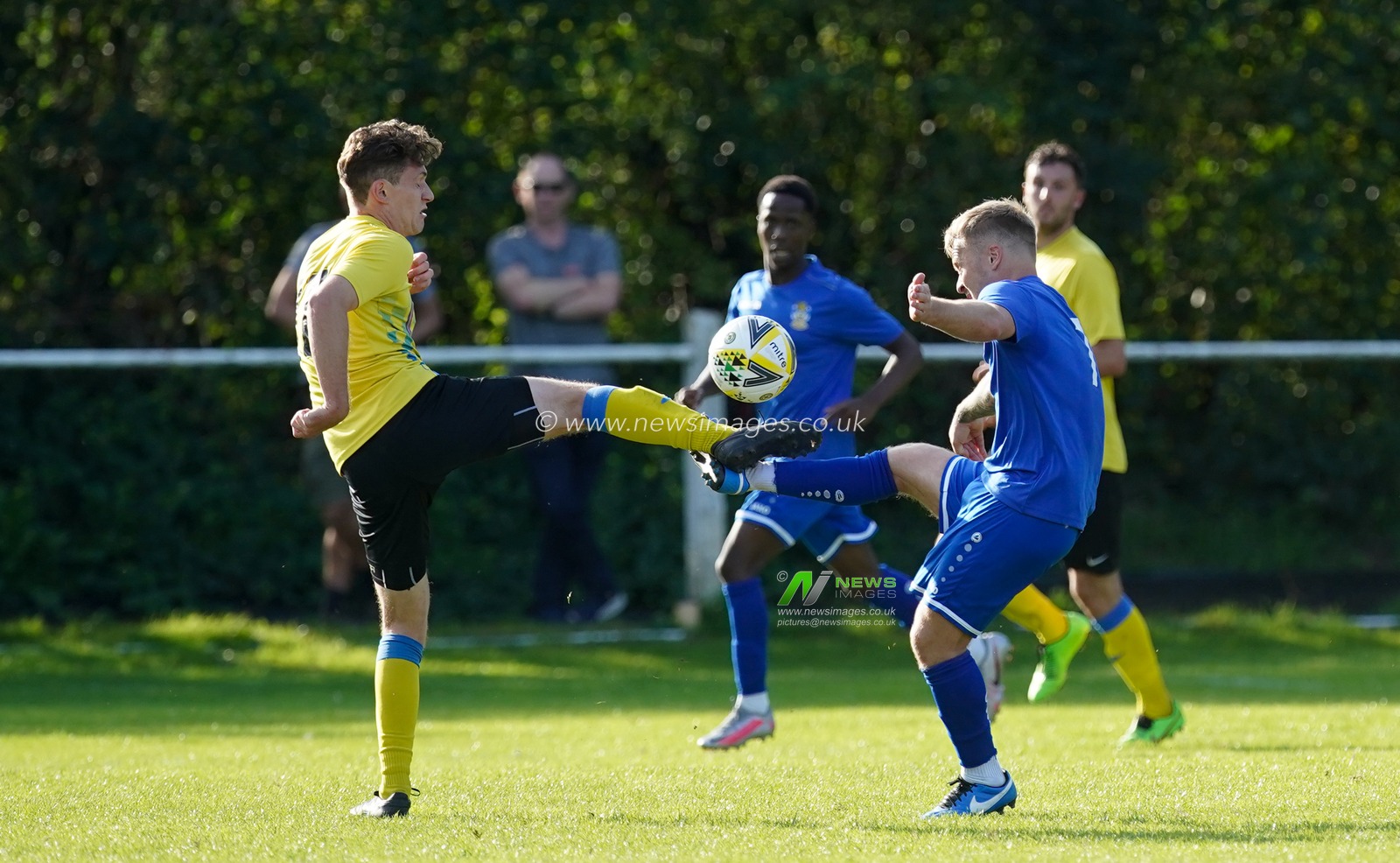 Jake Collins Harpenden Town FC battles with Mitchell Gilbey Aveley. Aveley beat Harpenden Town FC 3:0. Aveley beat Harpenden Town FC 3:0