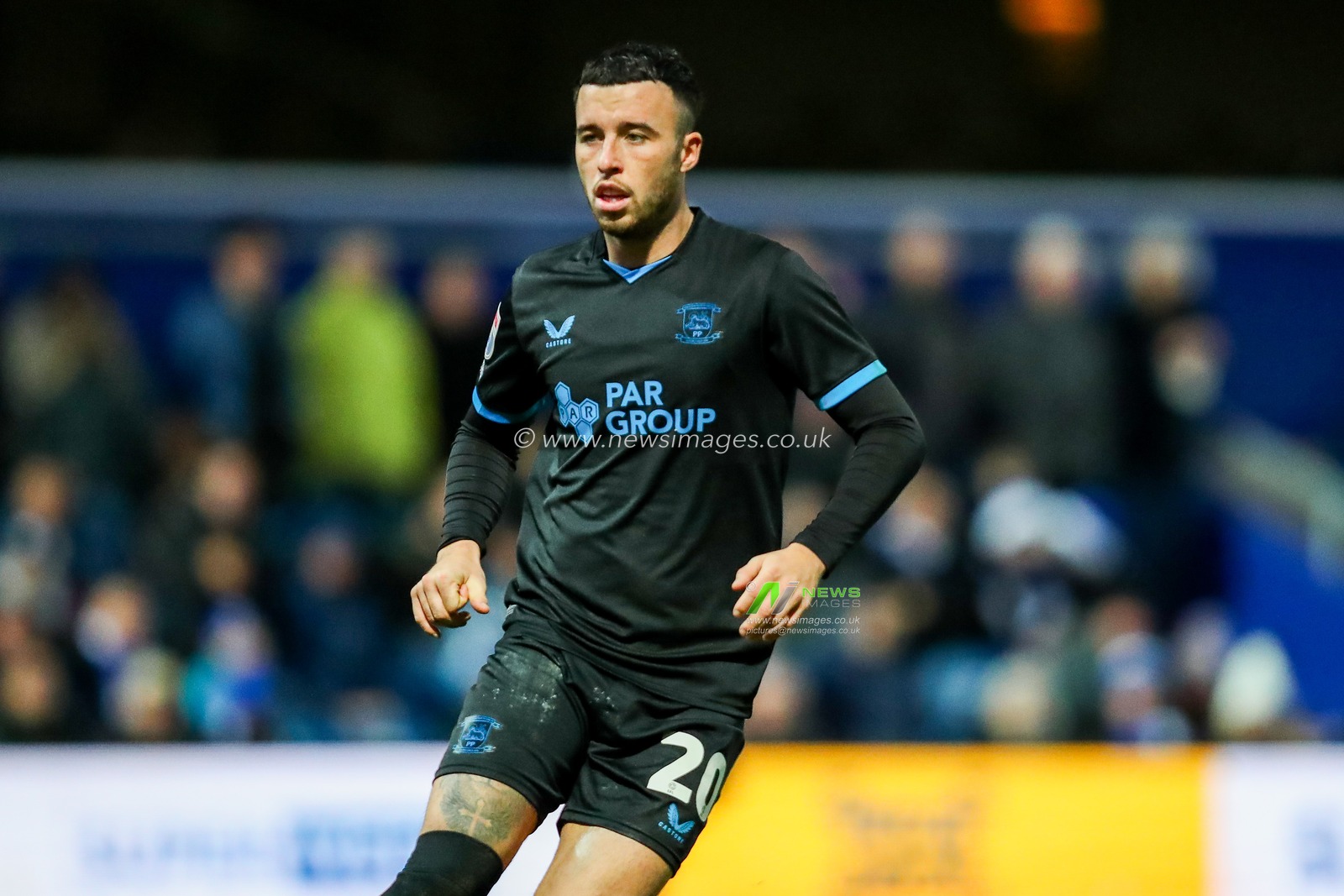 Sam Greenwood of Preston North End in action during the Sky Bet Championship match Queens Park Rangers vs Preston North End at Matrade Loftus Road, London, United Kingdom, 21st December 2024

(Photo by Izzy Poles/News Images)