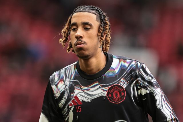Leny Yoro of Manchester United in the pregame warmup session during the Premier League match Manchester United vs Crystal Palace at Old Trafford, Manchester, United Kingdom on 01 March 2026

(Photo by Mark Cosgrove/News Images)