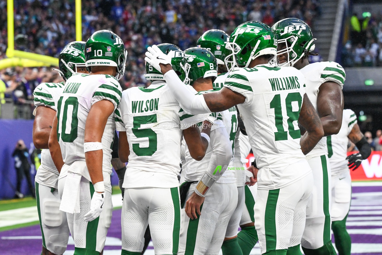 Garrett Wilson of the New York Jets celebrates his touchdown during the Week 5 match New York Jets vs Minnesota Vikings at Tottenham Hotspur Stadium, London, United Kingdom, 6th October 2024

(Photo by Craig Thomas/News Images)