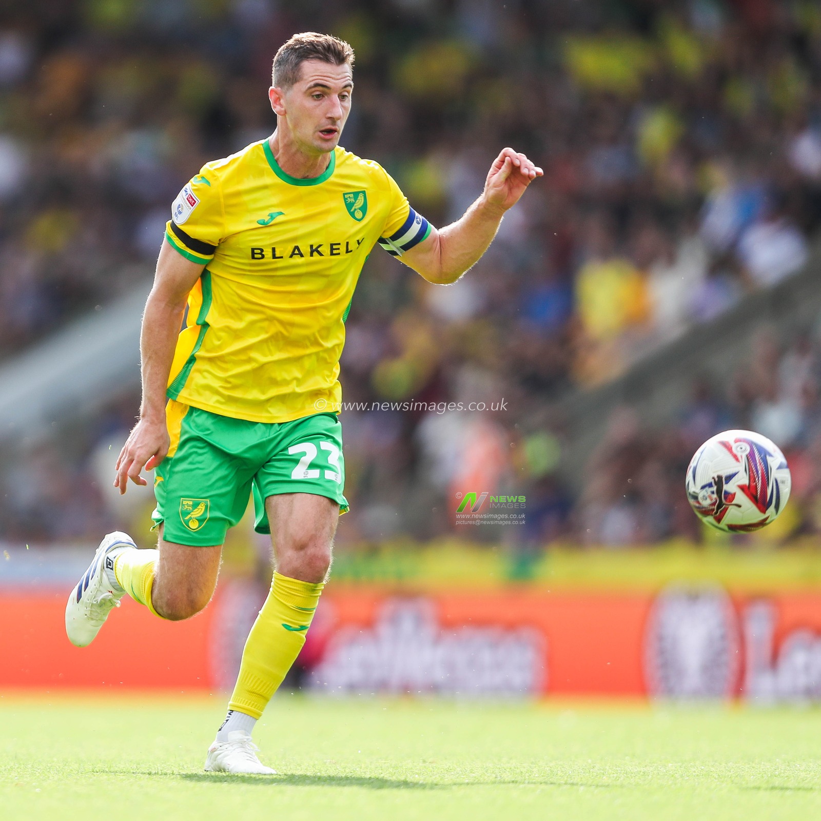 Kenny McLean of Norwich City runs with the ball during the Sky Bet Championship match Norwich City vs Blackburn Rovers at Carrow Road, Norwich, United Kingdom, 17th August 2024

(Photo by Izzy Poles/News Images)