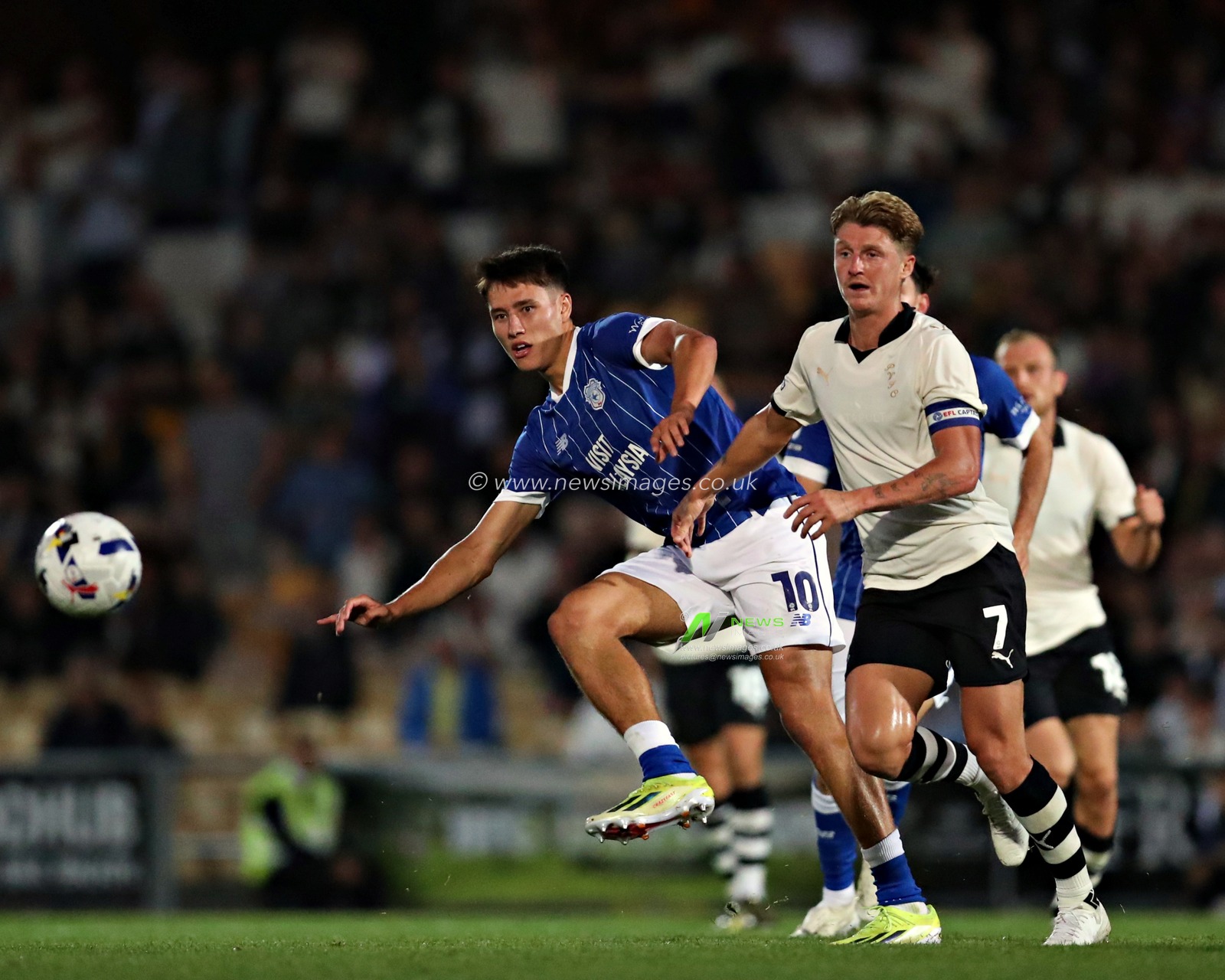 George Byers of Port Vale F.C. pressures Rubin Colwill of Cardiff City F.C. during the Sky Bet League 1 match Port Vale vs Cardiff City at Vale Park, Burslem, United Kingdom, 7th August 2025(Photo by Sam Eaden/News Images)