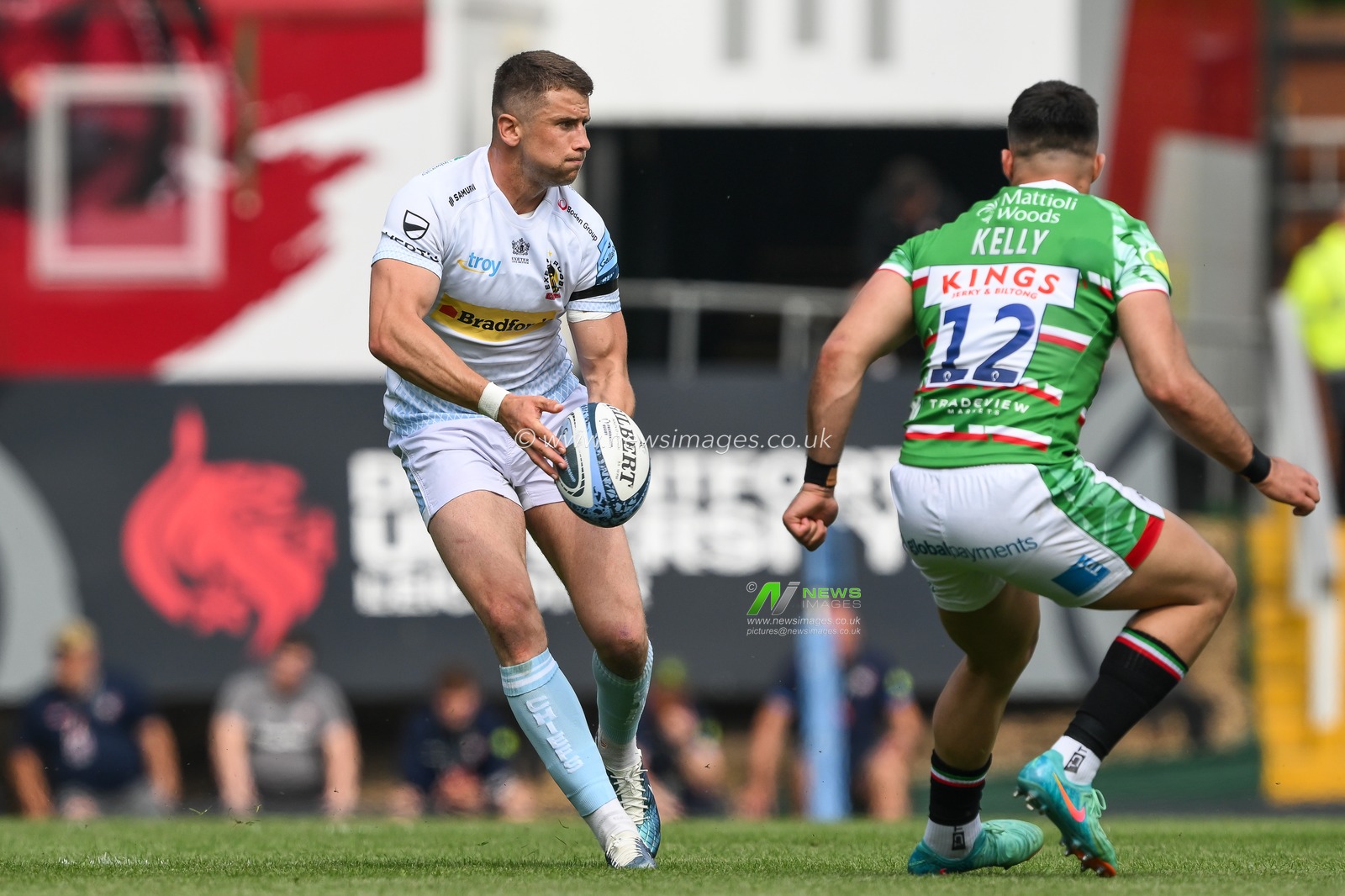 Harvey Skinner of Exeter Chiefs in action during the Gallagher Premiership match Leicester Tigers vs Exeter Chiefs at Mattioli Woods Welford Road, Leicester, United Kingdom, 18th May 2024

(Photo by Craig Thomas/News Images)