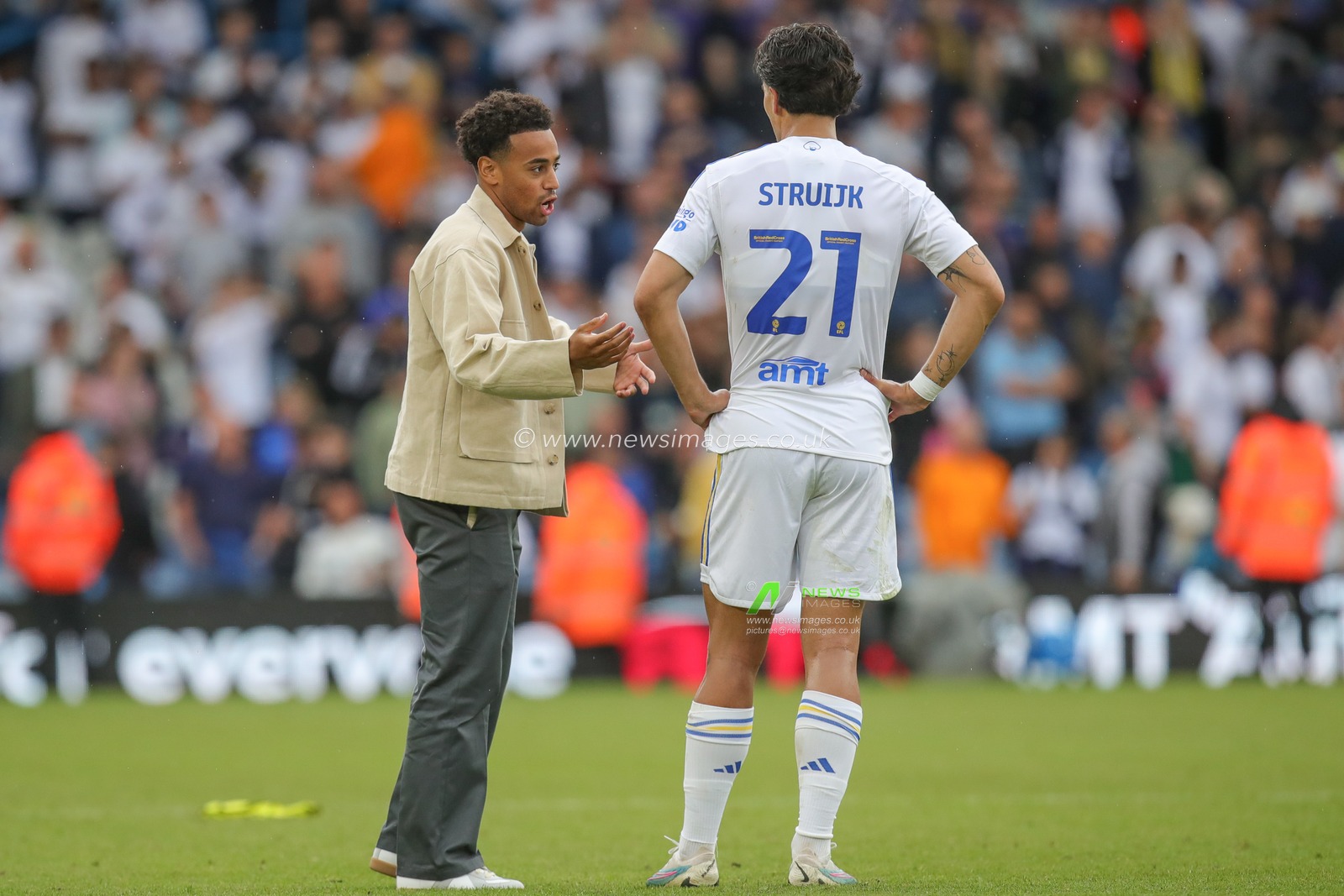 Tyler Adams #12 of Leeds United talks to Pascal Struijk #21 of Leeds United after the Sky Bet Championship match Leeds United vs Cardiff City at Elland Road, Leeds, United Kingdom, 6th August 2023

(Photo by James Heaton/News Images)