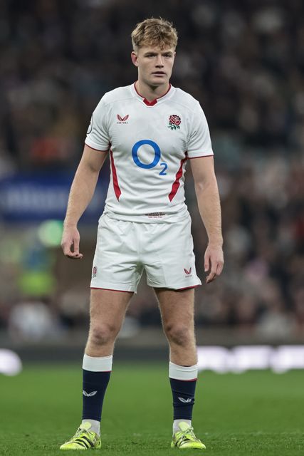 Fin Smith of England during the Quilter Nations Series 2025 match England vs Fiji at Allianz Stadium, Twickenham, United Kingdom, 8th November 2025

(Photo by Mark Cosgrove/News Images)

*** GER AUT SUI OUT ***