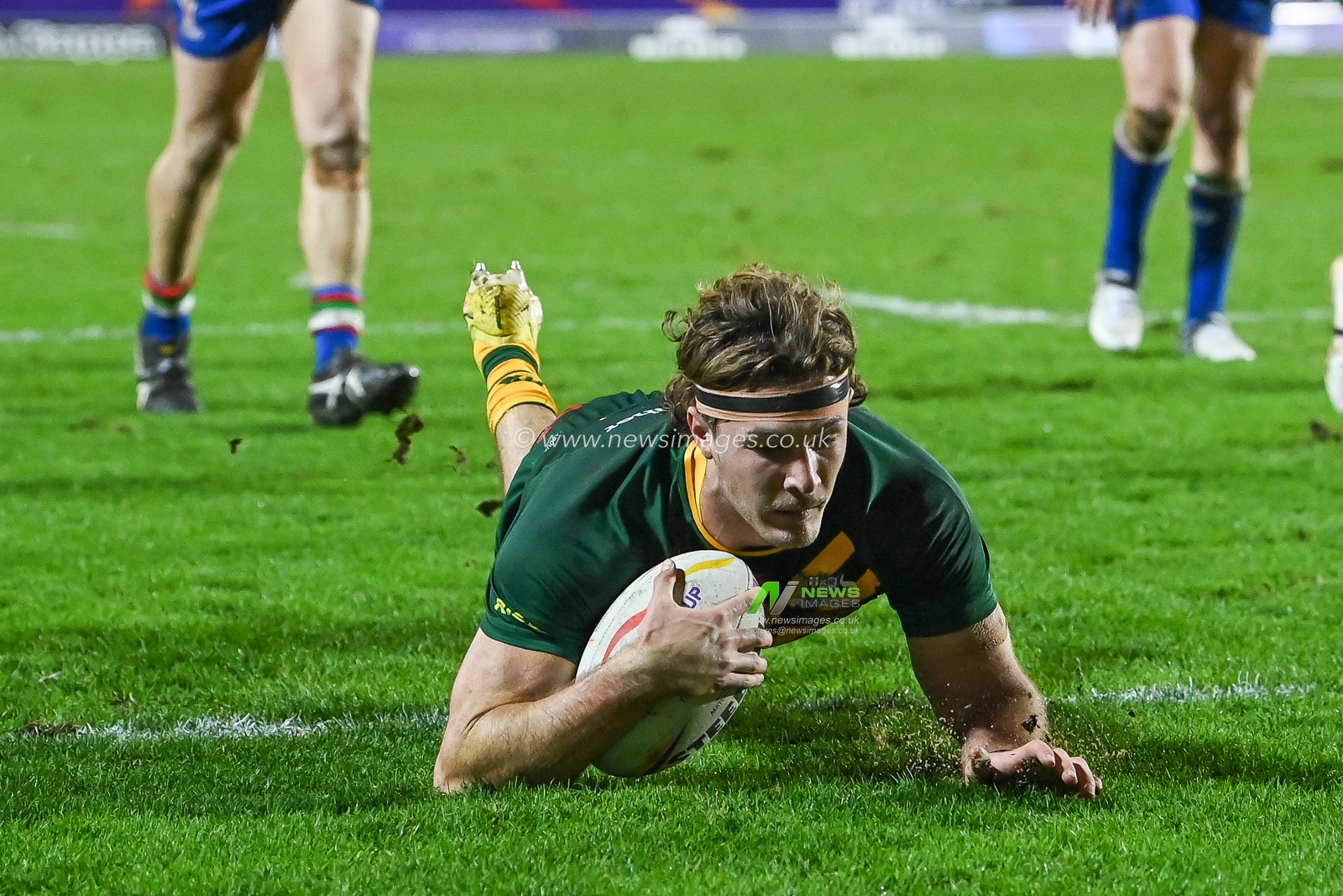 Campbell Graham of Australia goes over for a try during the Rugby League World Cup 2021 match Australia vs Italy at Totally Wicked Stadium, St Helens, United Kingdom, 29th October 2022

(Photo by Craig Thomas/News Images)
