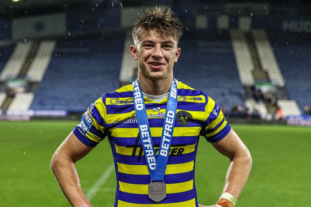 Ewan Irwin of Warrington Wolves is the player of the match during the Betfred Super League round 10 match Huddersfield Giants vs Warrington Wolves at Accu Stadium, Huddersfield, United Kingdom on 02 May 2026

(Photo by Alfie Cosgrove/News Images)
