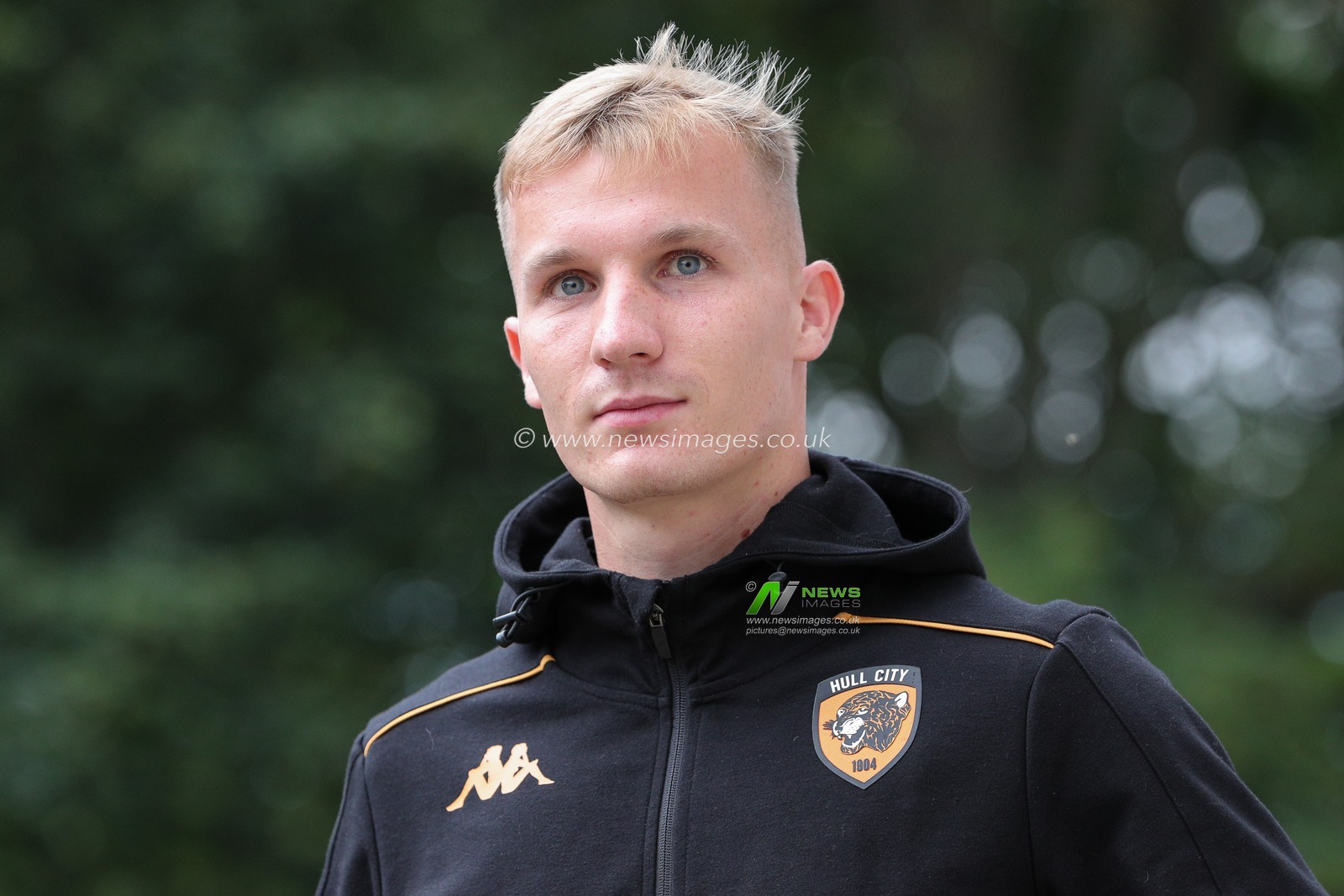 David Robson #37 of Hull City arrives at The MKM Stadium ahead of the Pre-season friendly match Hull City vs Nantes at MKM Stadium, Hull, United Kingdom, 29th July 2023

(Photo by James Heaton/News Images)