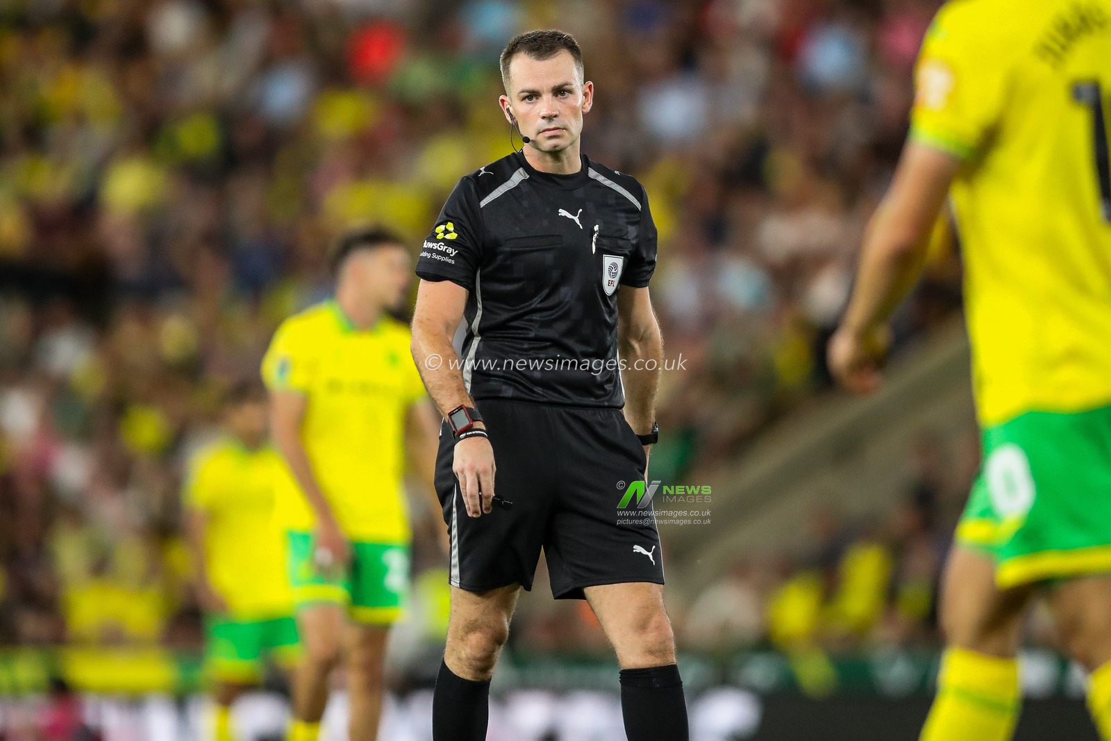 Referee Tom Nield looks on during the Carabao Cup match Norwich City vs Southampton at Carrow Road, Norwich, United Kingdom, 26th August 2025

(Photo by Izzy Poles/News Images)