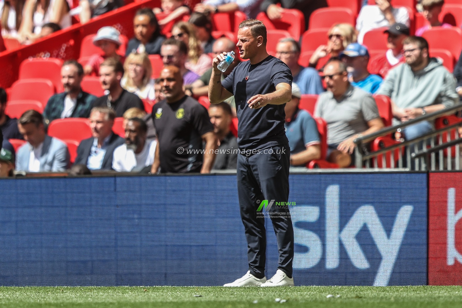 Richie Wellens manager of Leyton Orient during the Sky Bet League 1 Playoff Final match Charlton Athletic vs Leyton Orient at Wembley Stadium, London, United Kingdom, 25th May 2025

(Photo by Alfie Cosgrove/News Images)