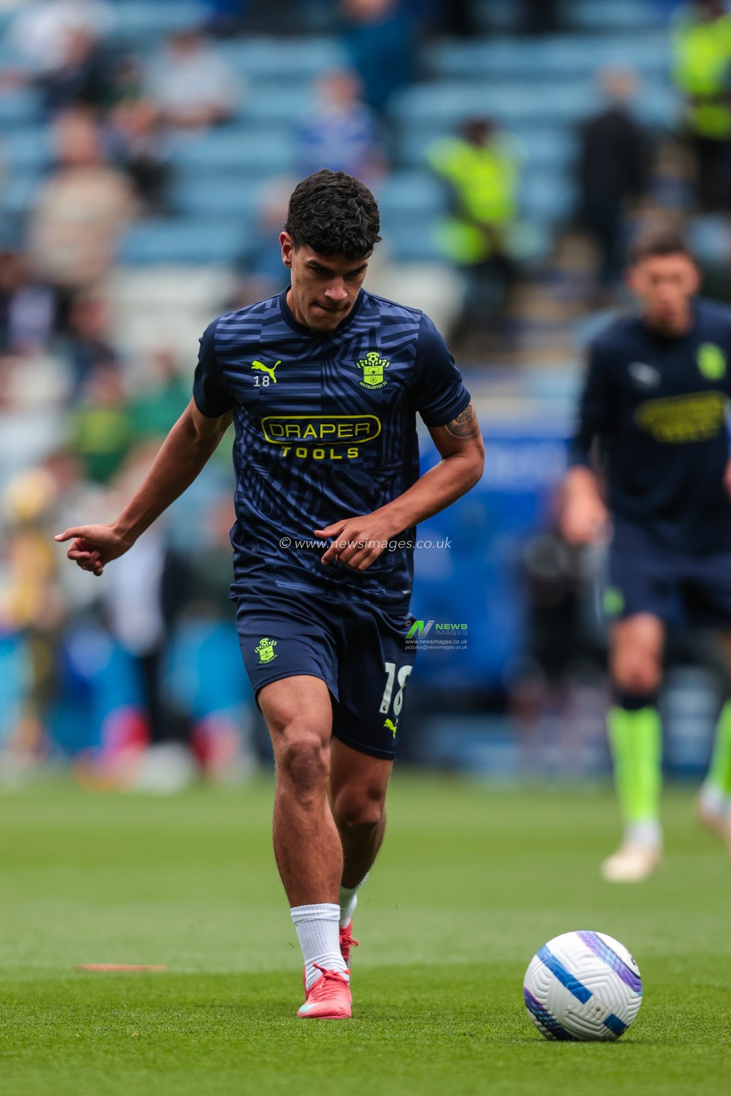 Mateus Fernandes of Southampton in the pregame warmup session during the Premier League match Leicester City vs Southampton at King Power Stadium, Leicester, United Kingdom, 3rd May 2025

(Photo by Richard Bierton/News Images)