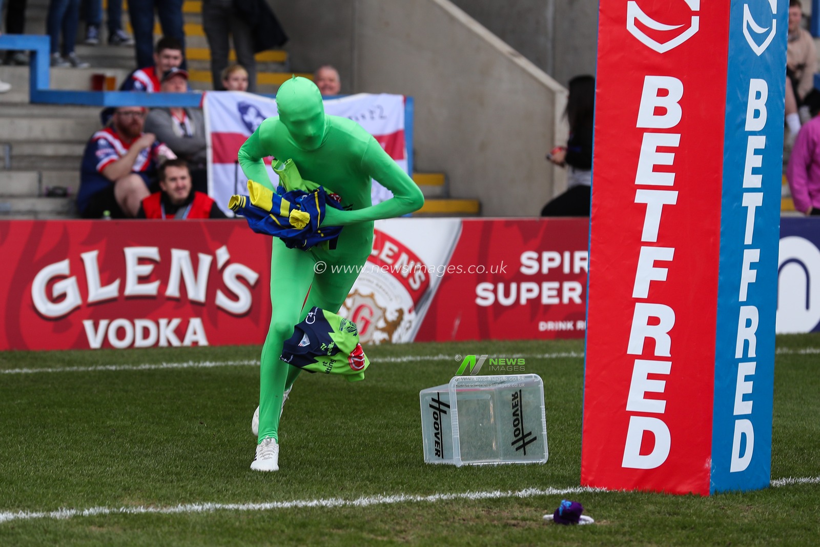 during the Betfred Super League Round 4 match Warrington Wolves vs Wakefield Trinity at Halliwell Jones Stadium, Warrington, United Kingdom, 9th March 2025

(Photo by Gareth Evans/News Images)