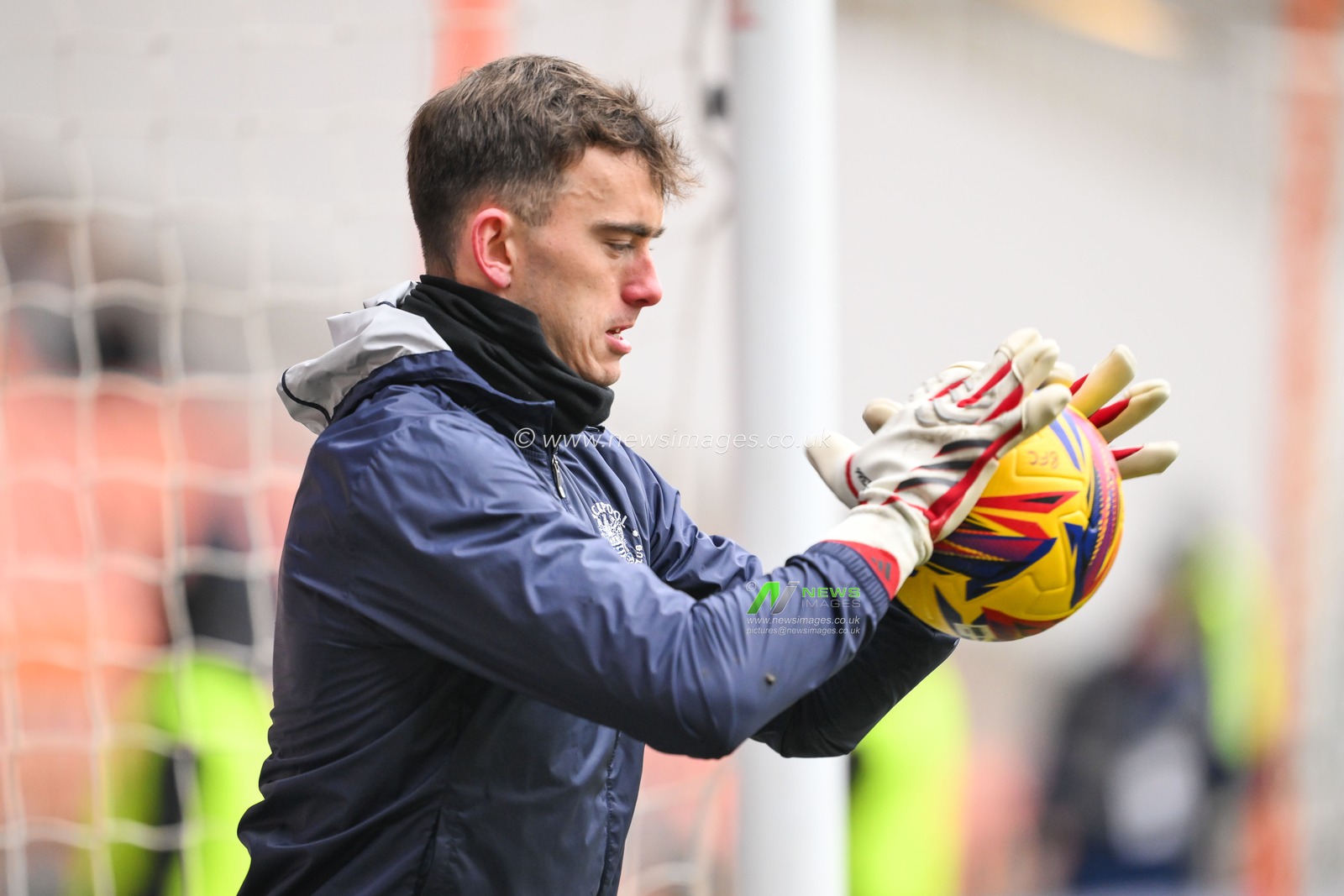 Harry Tyrer of Blackpool during the pre-game warmup ahead of the Sky Bet League 1 match Blackpool vs Huddersfield Town at Bloomfield Road, Blackpool, United Kingdom, 18th January 2025

(Photo by Craig Thomas/News Images)