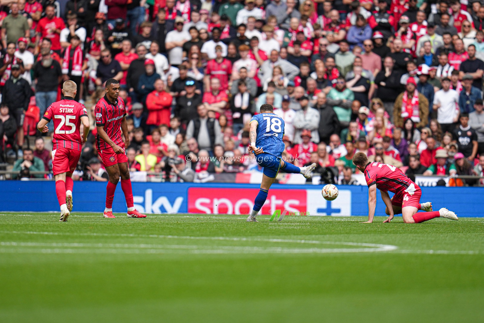 Marcus Browne of AFC Wimbledon has a shot from far during the Sky Bet League 2 Playoff Final match AFC Wimbledon vs Walsall at Wembley Stadium, London, United Kingdom, 26th May 2025

(Photo by Harvey Murphy/News Images)