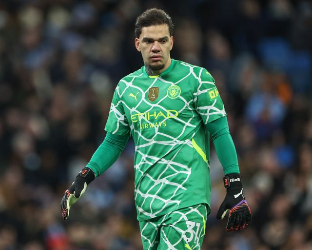 Ederson of Manchester City during the Premier League match Manchester City vs Chelsea at Etihad Stadium, Manchester, United Kingdom, 25th January 2025

(Photo by Mark Cosgrove/News Images)