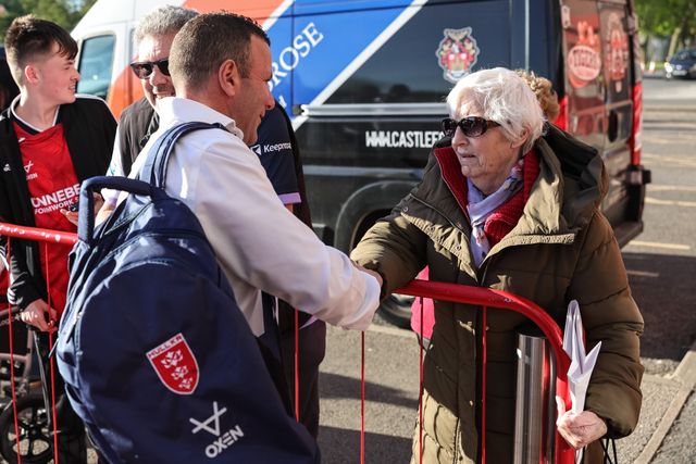 Willie Peters head coach of Hull KR shakes hands with a fan during the Betfred Super League round 10 match Hull KR vs Castleford Tigers at Sewell Group Craven Park, Hull, United Kingdom on 30 April 2026

(Photo by Mark Cosgrove/News Images)