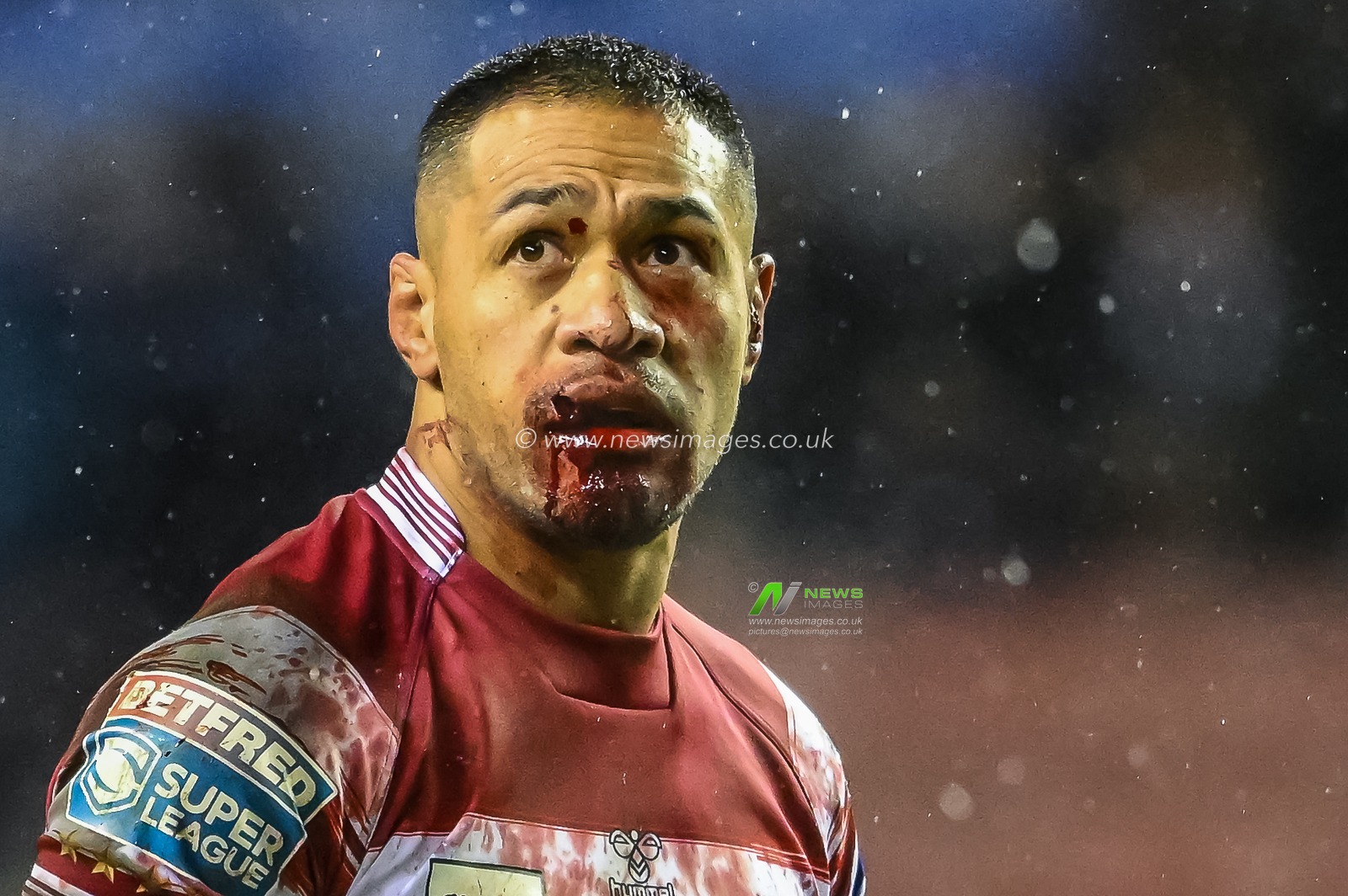 Willie Isa #11 of Wigan Warriors has a cut to the face during the Betfred Super League Round 4 match Wigan Warriors vs Catalans Dragons at DW Stadium, Wigan, United Kingdom, 9th March 2023

(Photo by Craig Thomas/News Images)