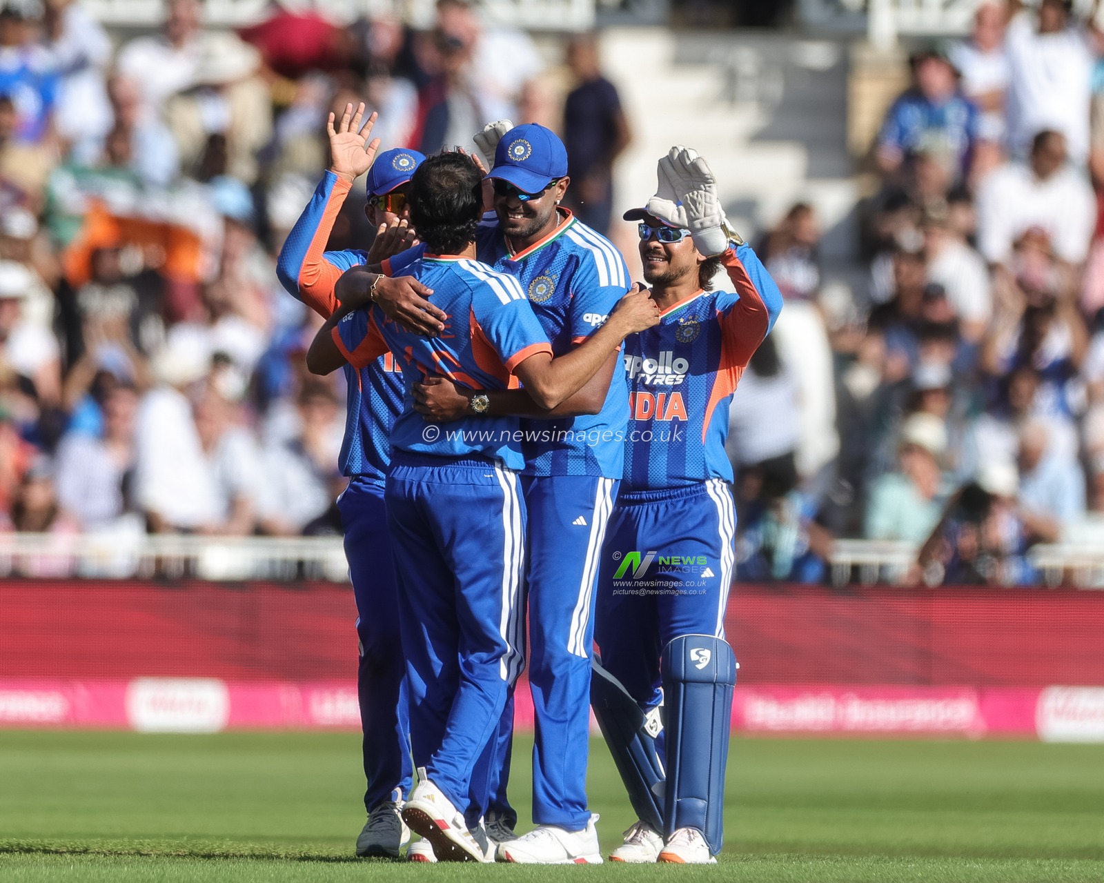 Prince Yadav of India celebrates the wicket of  Jos Buttler of England with teammates during the Third Vitality T20 International match England vs India at Trent Bridge, Nottingham, United Kingdom on 07 July 2026

(Photo by Mark Cosgrove/News Images)