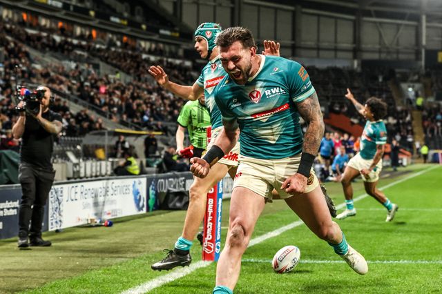 Betfred Super League round 8 Hull FC v St Helens