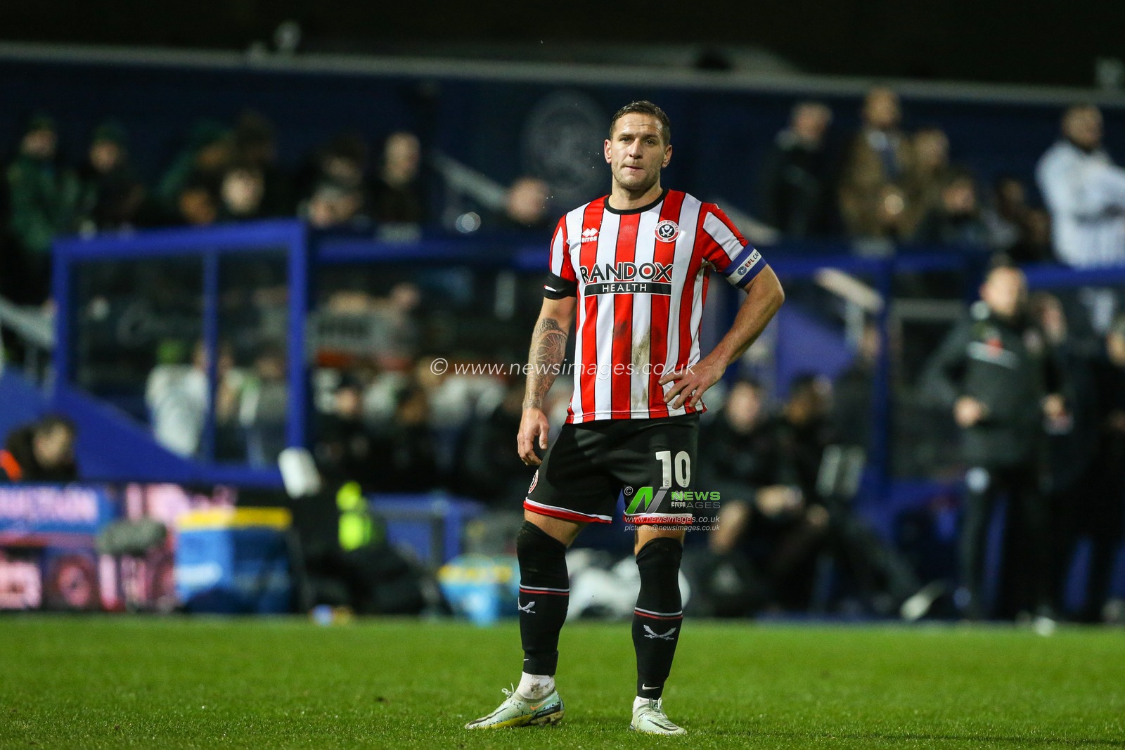 Billy Sharp #10 of Sheffield United during the Sky Bet Championship match Queens Park Rangers vs Sheffield United at Kiyan Prince Foundation Stadium, London, United Kingdom, 2nd January 2023

(Photo by Arron Gent/News Images)