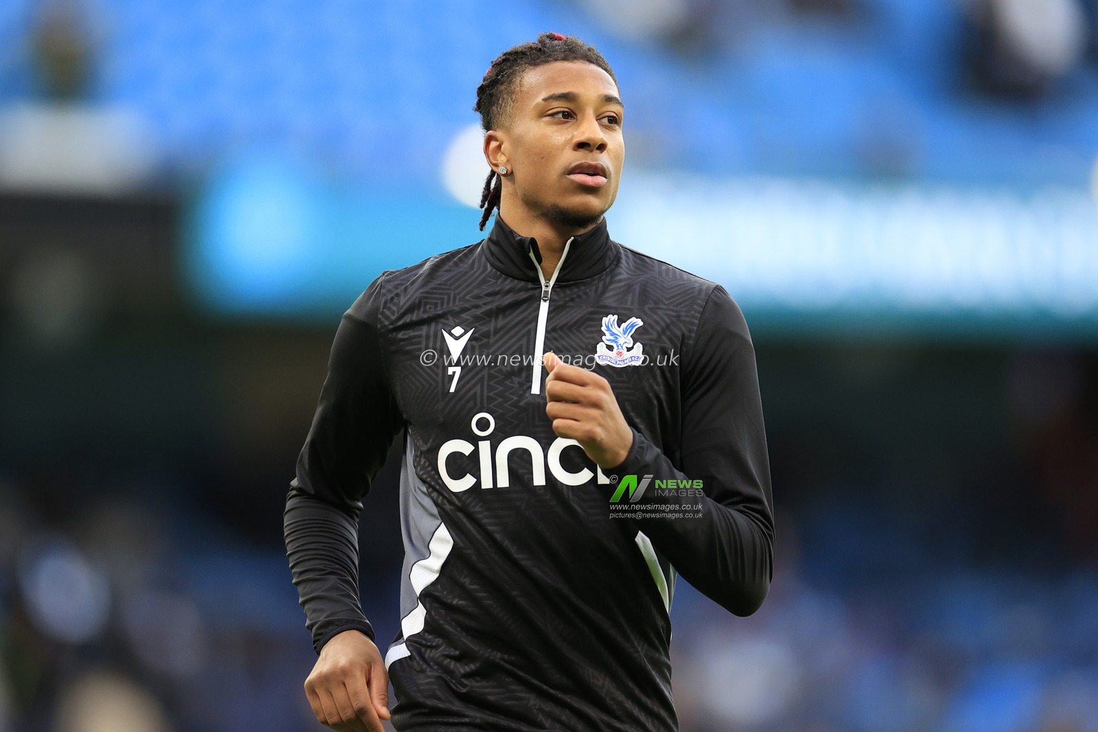 Michael Olise #7 of Crystal Palace during the warm up ahead of the Premier League match Manchester City vs Crystal Palace at Etihad Stadium, Manchester, United Kingdom, 16th December 2023

(Photo by Conor Molloy/News Images)