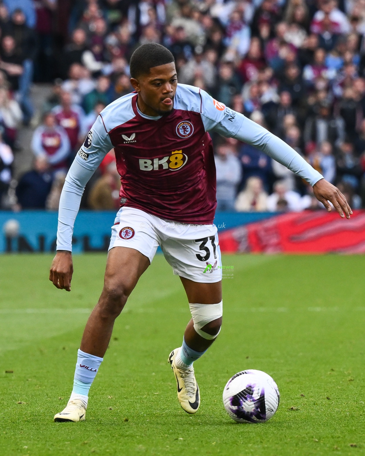 Leon Bailey of Aston Villa in action during the Premier League match Aston Villa vs Bournemouth at Villa Park, Birmingham, United Kingdom, 21st April 2024

(Photo by Craig Thomas/News Images)